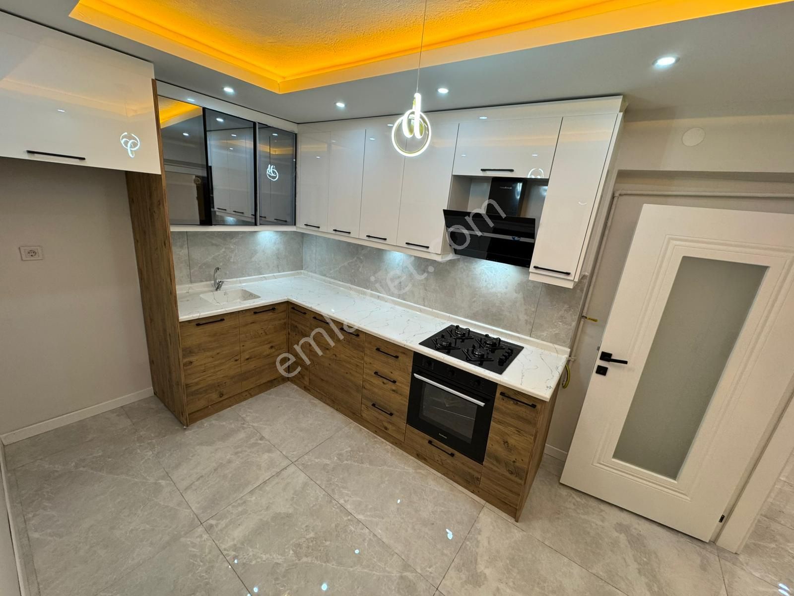 Plevne Mah'de 3+1 Bağımsız Yüksek Giriş Full+full Yapılı Daire!