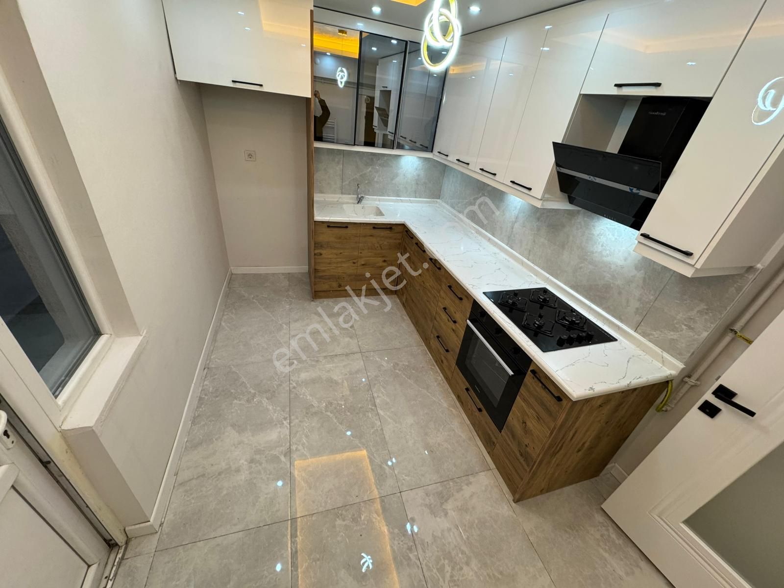 Plevne Mah'de 3+1 Bağımsız Yüksek Giriş Full+full Yapılı Daire! - Görsel 3