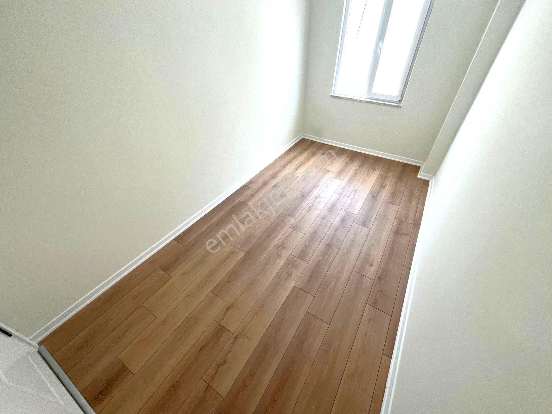 Akçay Merkez'de Aygül Farkıyla Denize Çok Yakın Modern Dizaynı İle İçi Full Yapılı 2+1 Satılık Daire - Görsel 26