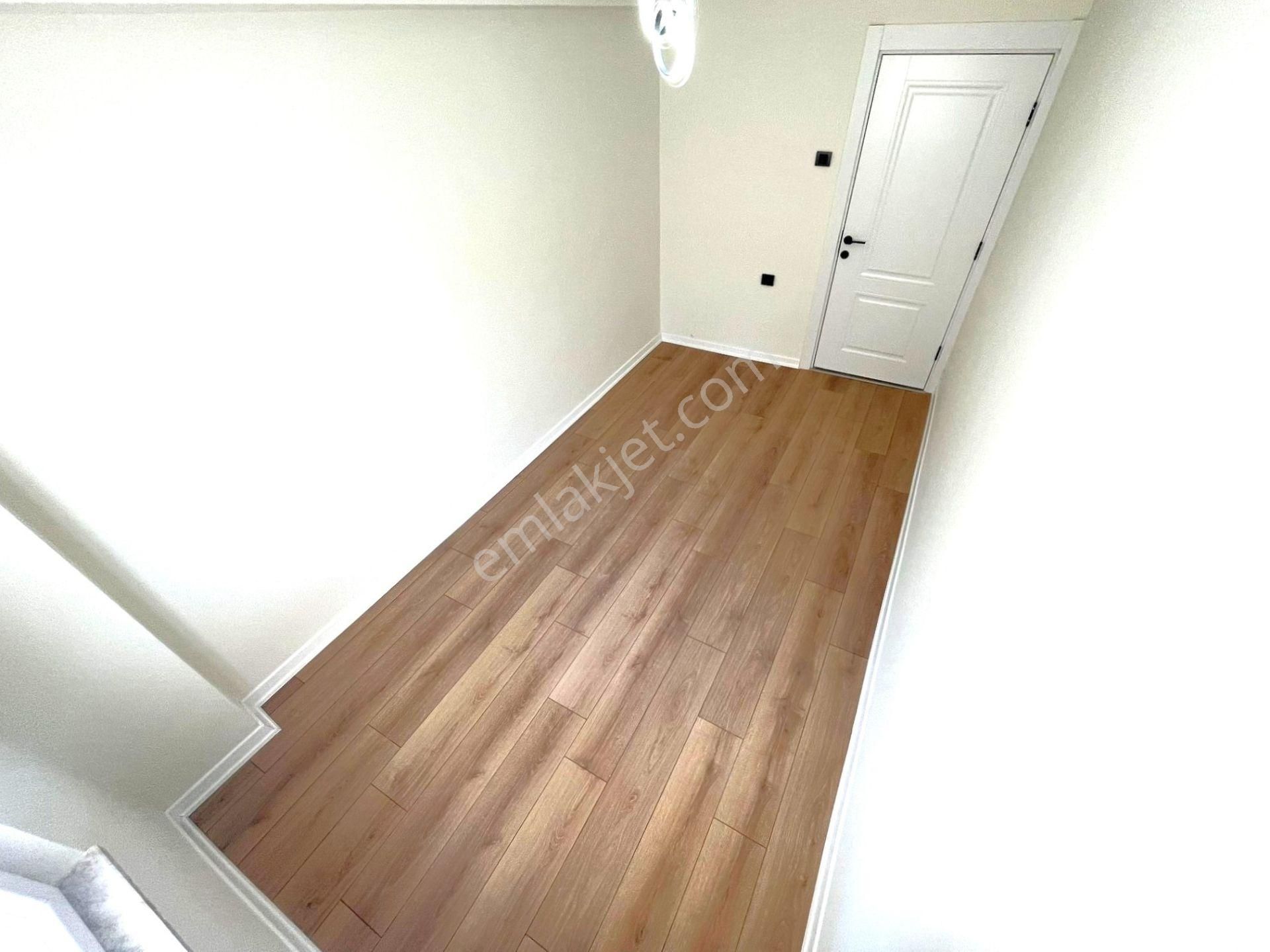 Akçay Merkez'de Aygül Farkıyla Denize Çok Yakın Modern Dizaynı İle İçi Full Yapılı 2+1 Satılık Daire - Görsel 27