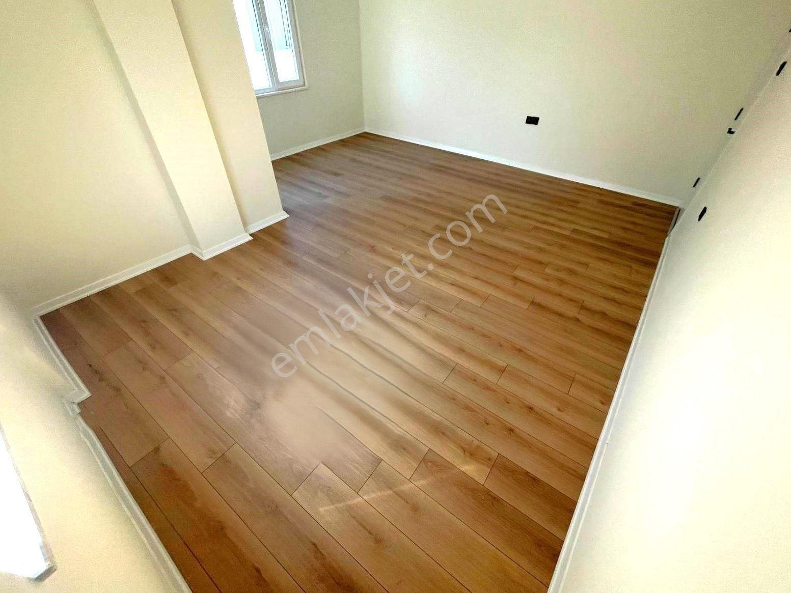 Akçay Merkez'de Aygül Farkıyla Denize Çok Yakın Modern Dizaynı İle İçi Full Yapılı 2+1 Satılık Daire - Görsel 18