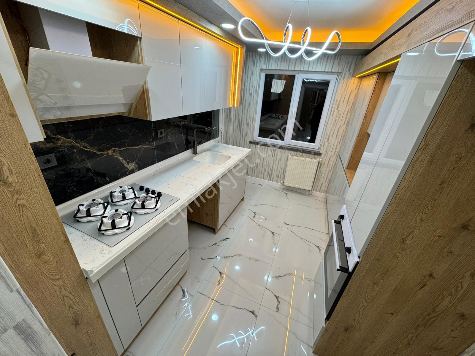 Akşemsettin Mah'de Deprem Projeli 3+1 Geniş Full+full Yapılı Daire