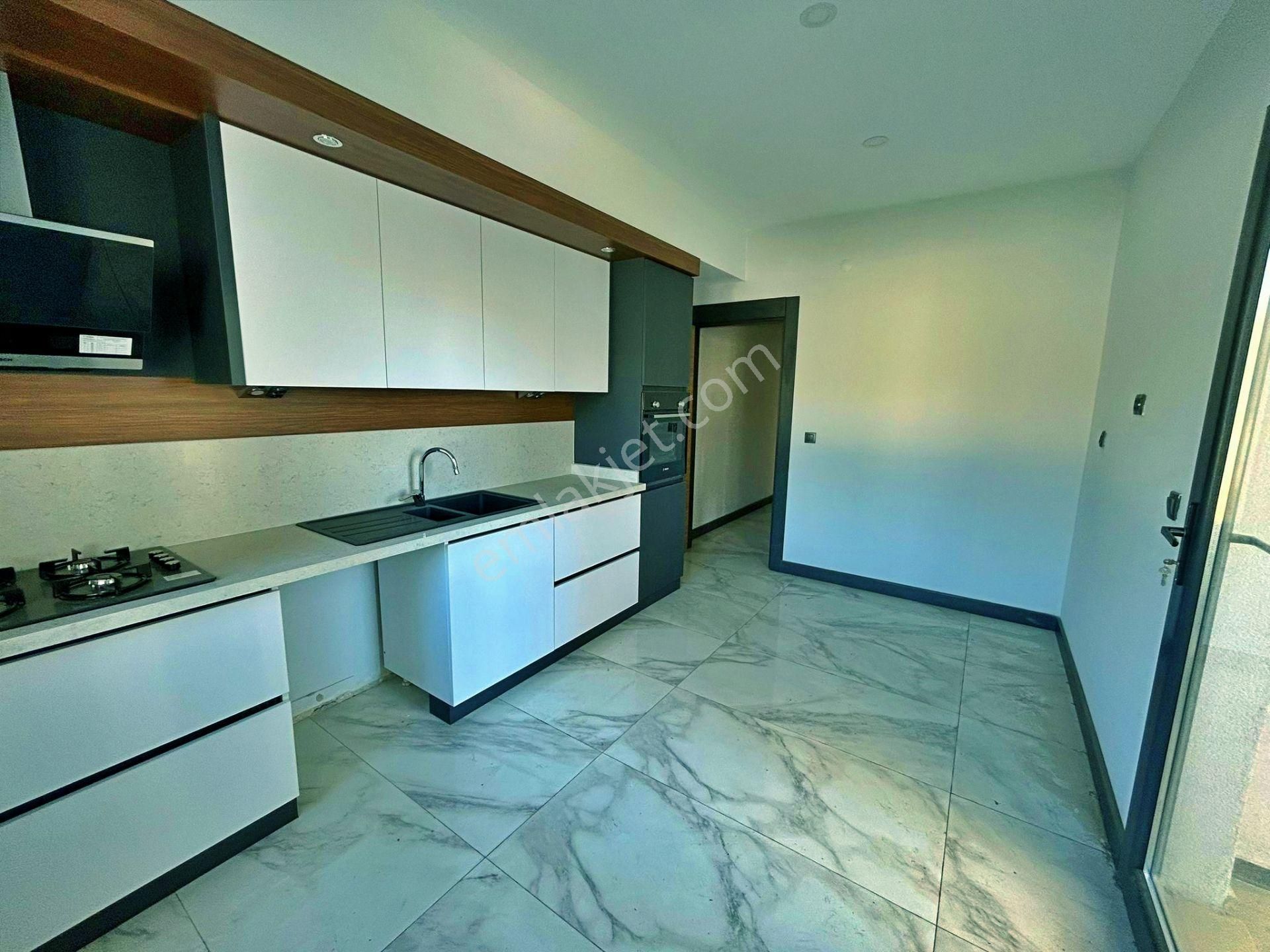 Uytundan Edremitte Lüks Site Kapalı Otoparklı 4+1 Satılık Daire - Görsel 7