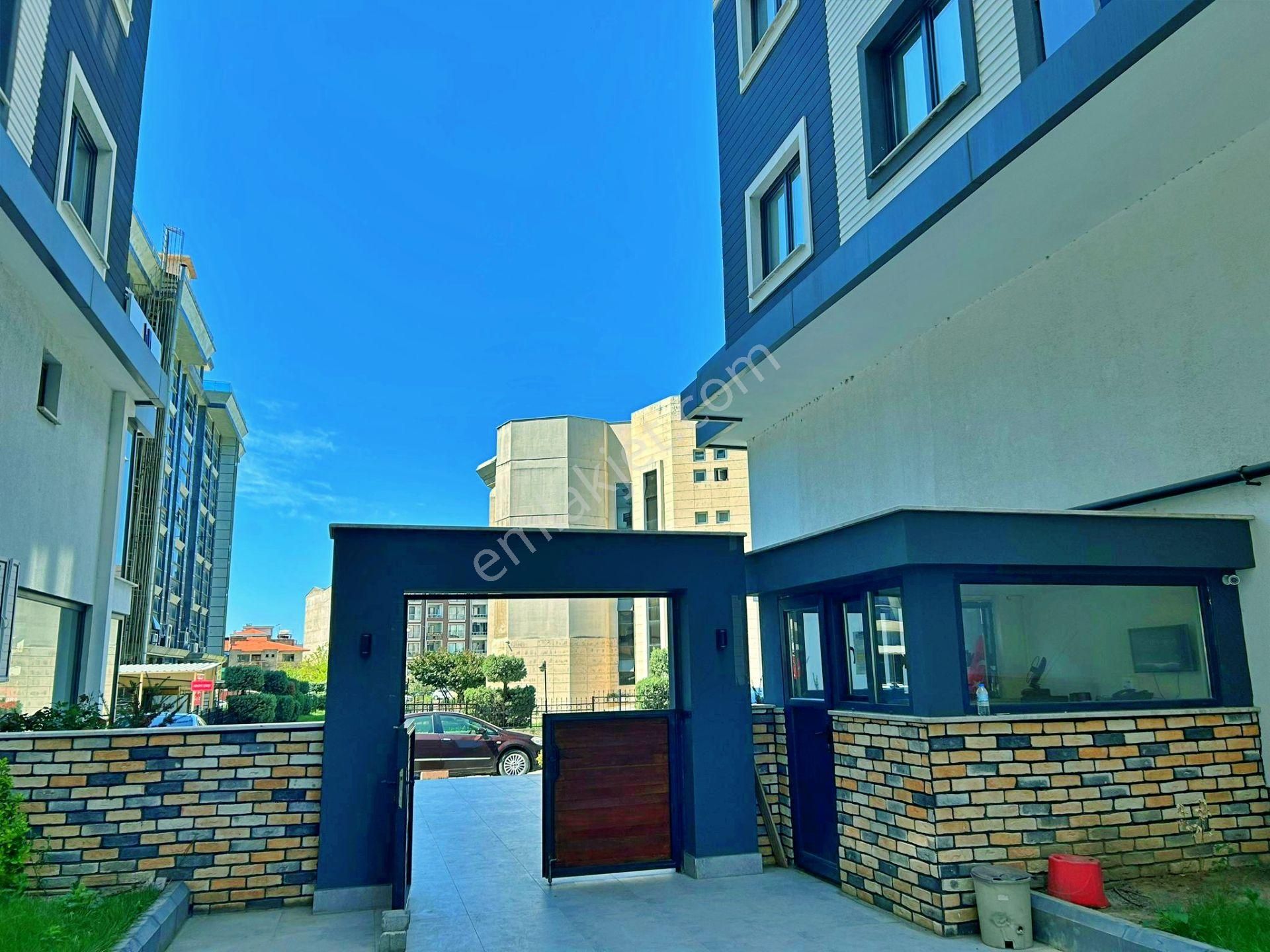 Uytundan Edremitte Lüks Site Kapalı Otoparklı 4+1 Satılık Daire - Görsel 11