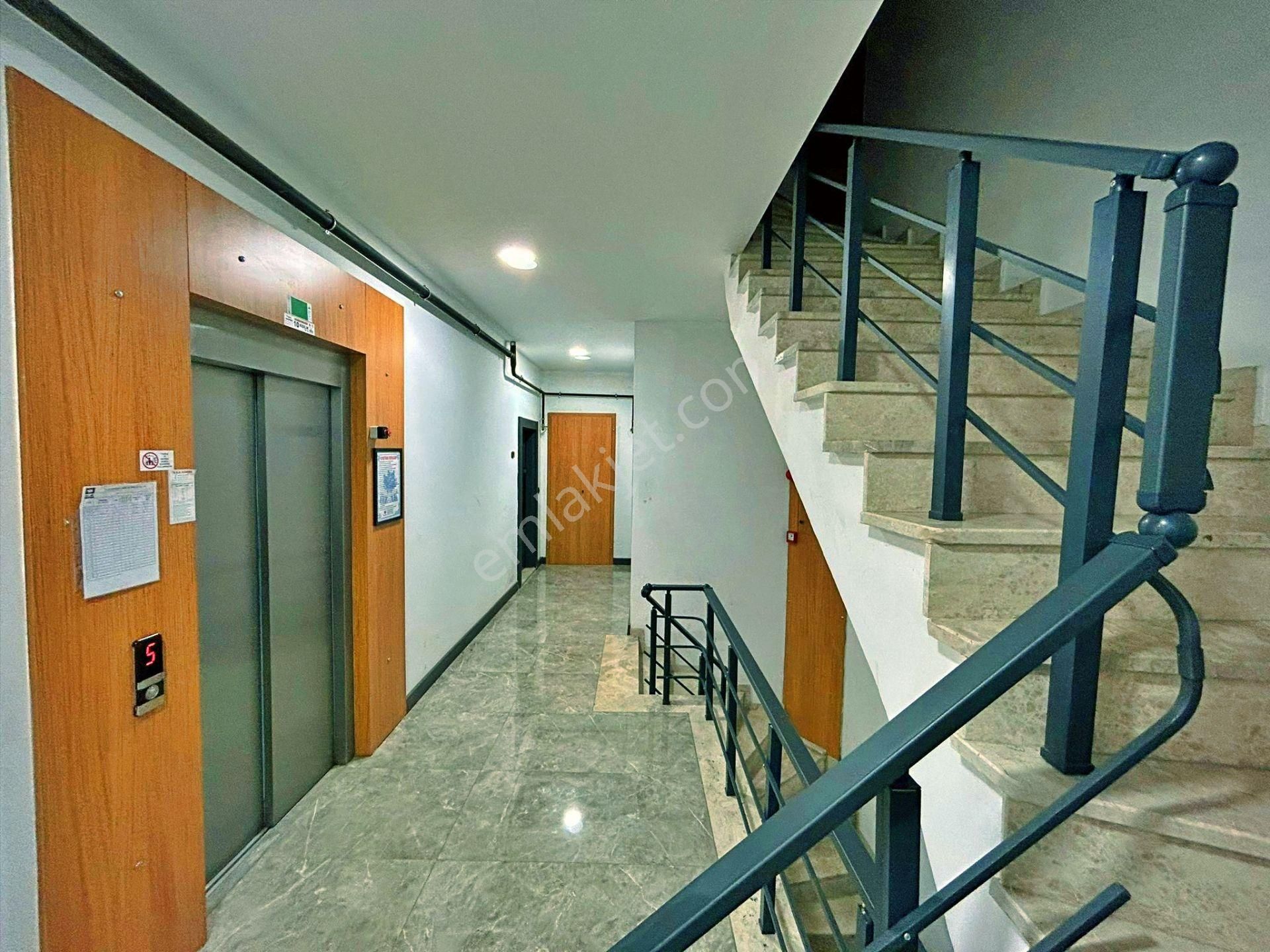 Uytundan Edremitte Lüks Site Kapalı Otoparklı 4+1 Satılık Daire - Görsel 31