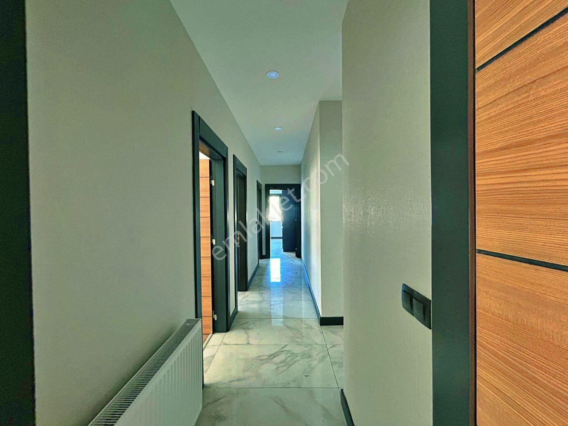Uytundan Edremitte Lüks Site Kapalı Otoparklı 4+1 Satılık Daire - Görsel 8