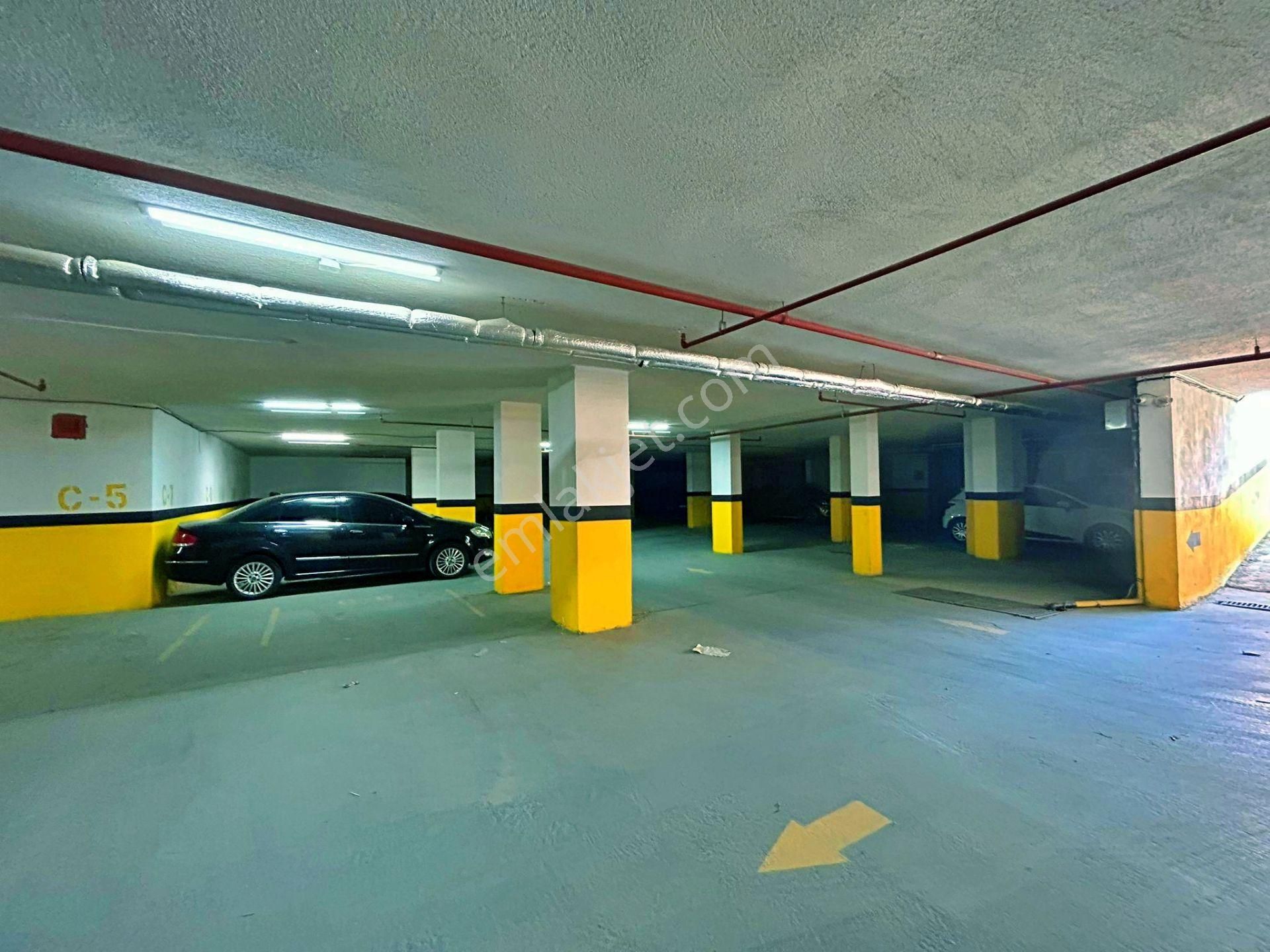 Uytundan Edremitte Lüks Site Kapalı Otoparklı 4+1 Satılık Daire - Görsel 16