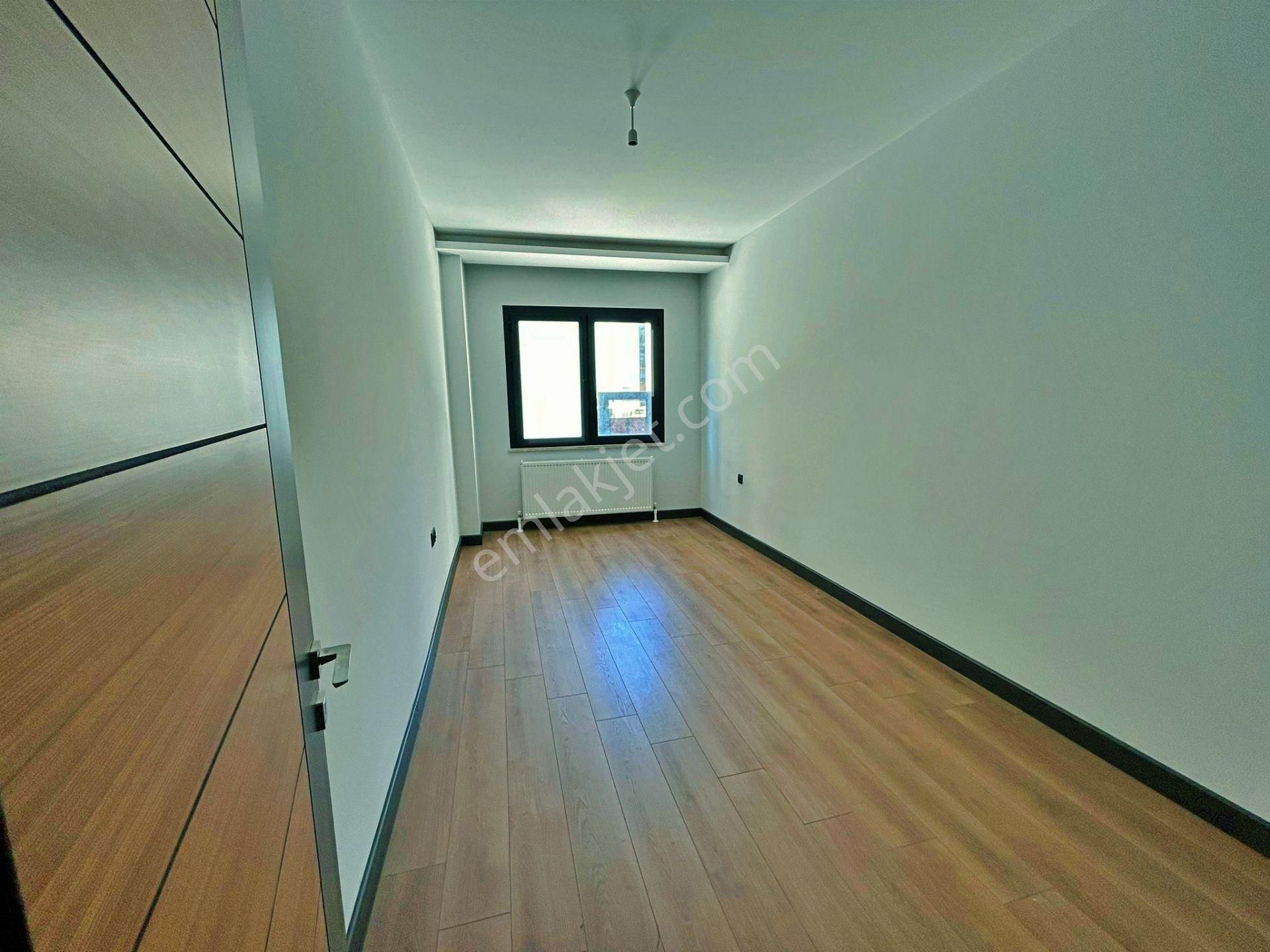 Uytundan Edremitte Lüks Site Kapalı Otoparklı 4+1 Satılık Daire - Görsel 26