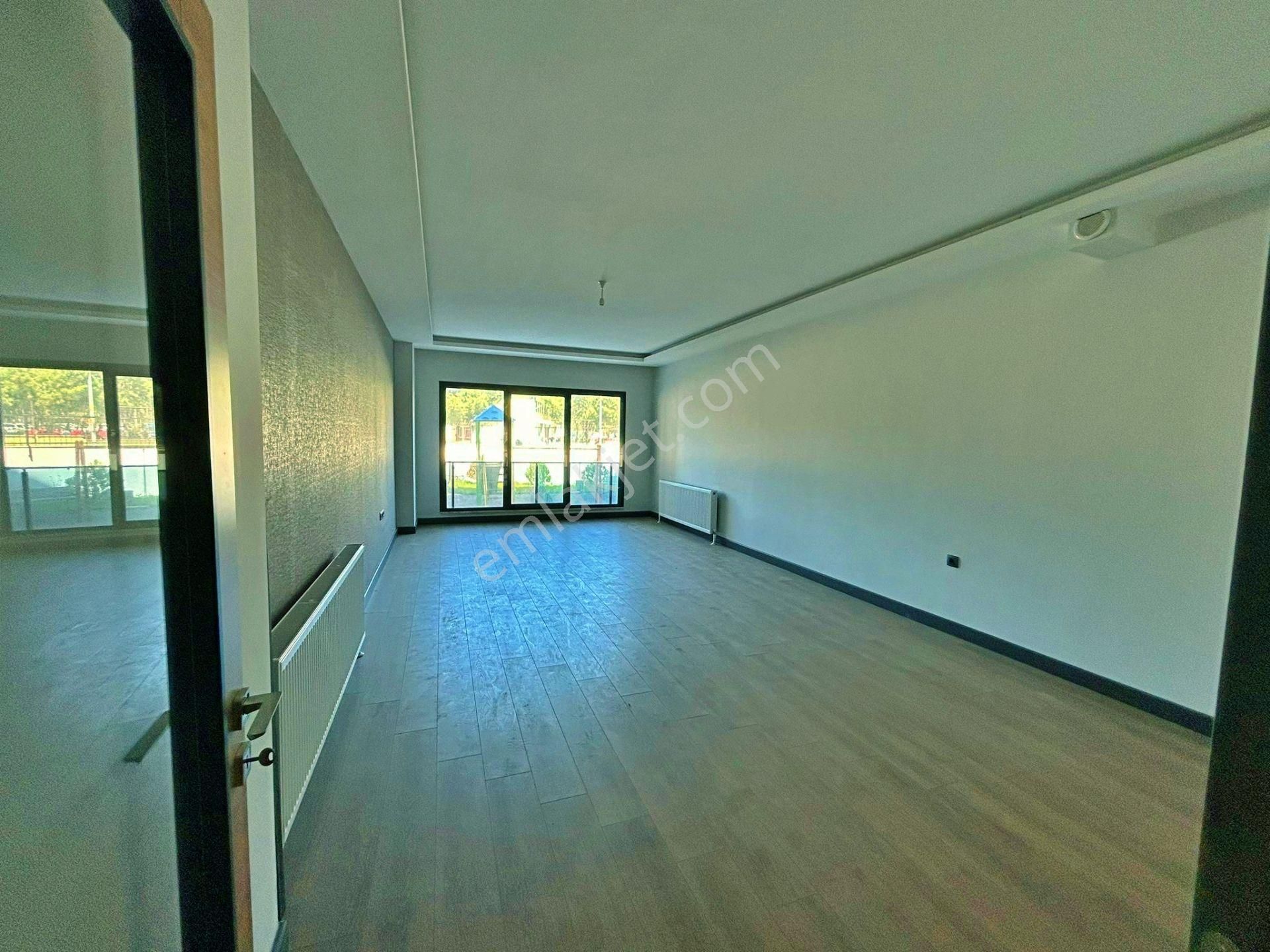 Uytundan Edremitte Lüks Site Kapalı Otoparklı 4+1 Satılık Daire - Görsel 24