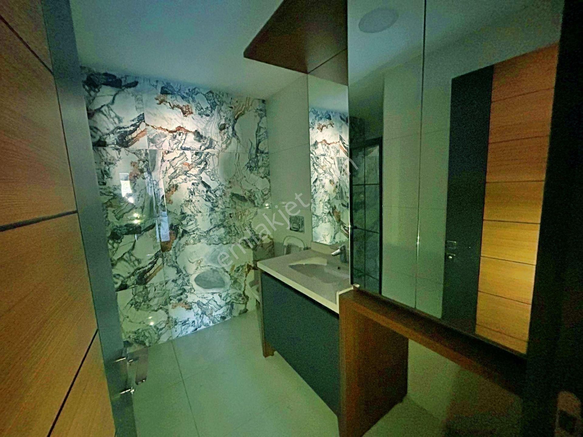 Uytundan Edremitte Lüks Site Kapalı Otoparklı 4+1 Satılık Daire - Görsel 28