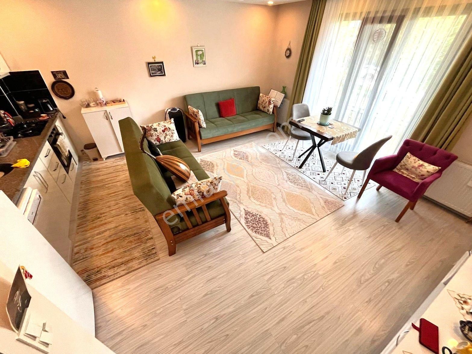 Sadece Aygülden Akçay'ın Muhteşem Lokasyonunda Ön Cephe Doğalgazlı Ve Cam Balkonlu 1+1 Satılık Daire - Görsel 2