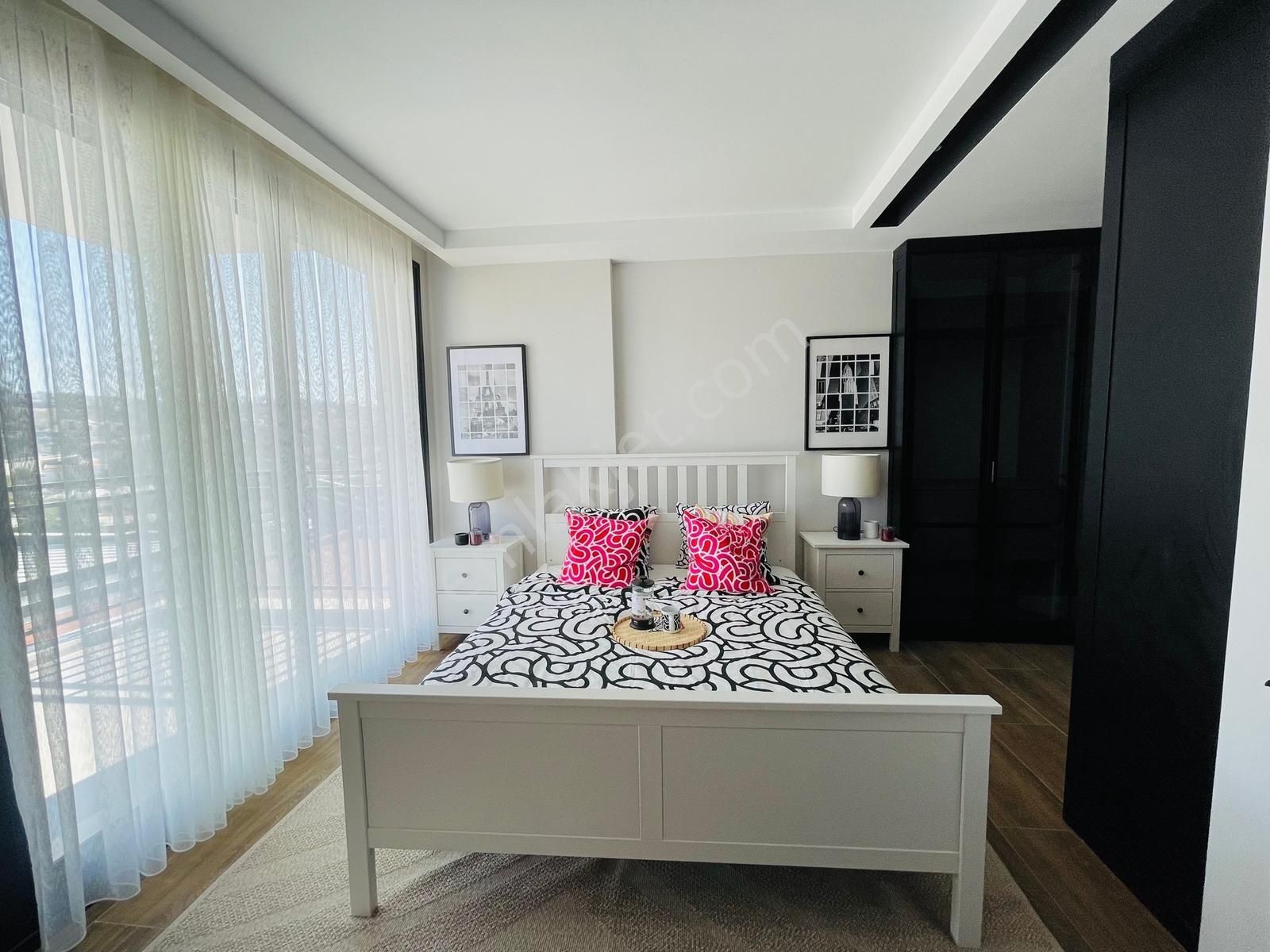 Ful Eşyalı, Lüks 4+2 Villa Özel Havuzlu Bahçeli Satılık Ev - Görsel 26