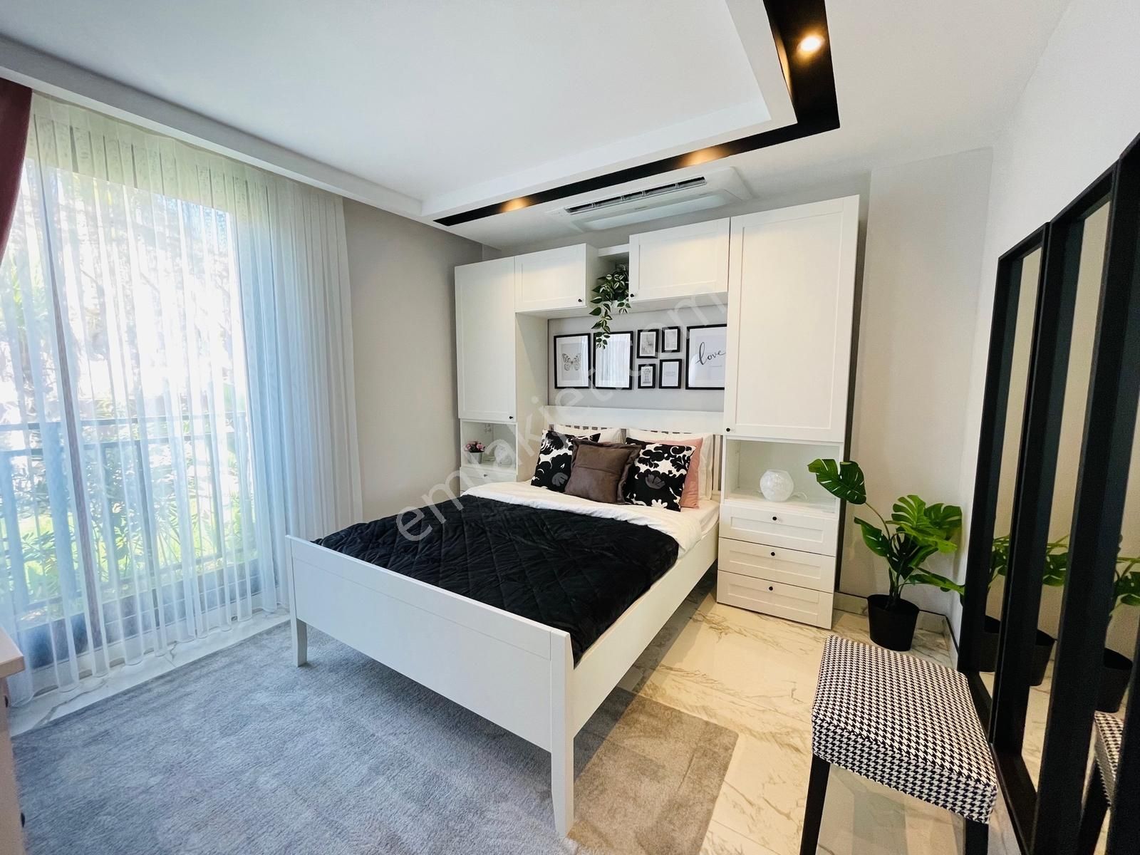 Ful Eşyalı, Lüks 4+2 Villa Özel Havuzlu Bahçeli Satılık Ev - Görsel 22