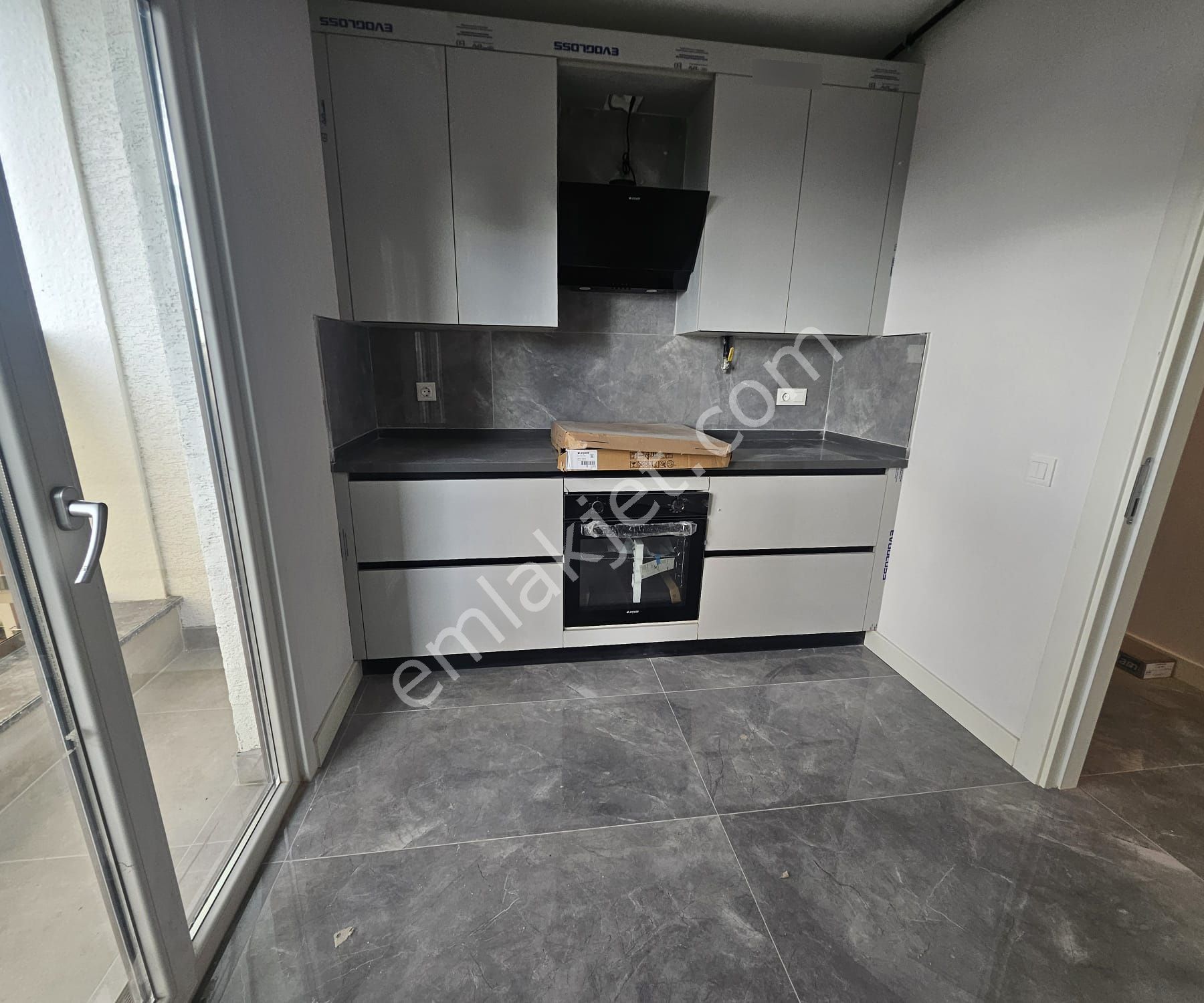 Bostancı'da Kesintisiz Deniz Manzaralı Caddeye 3.bina 4+2 Dubleks Daire - Görsel 22