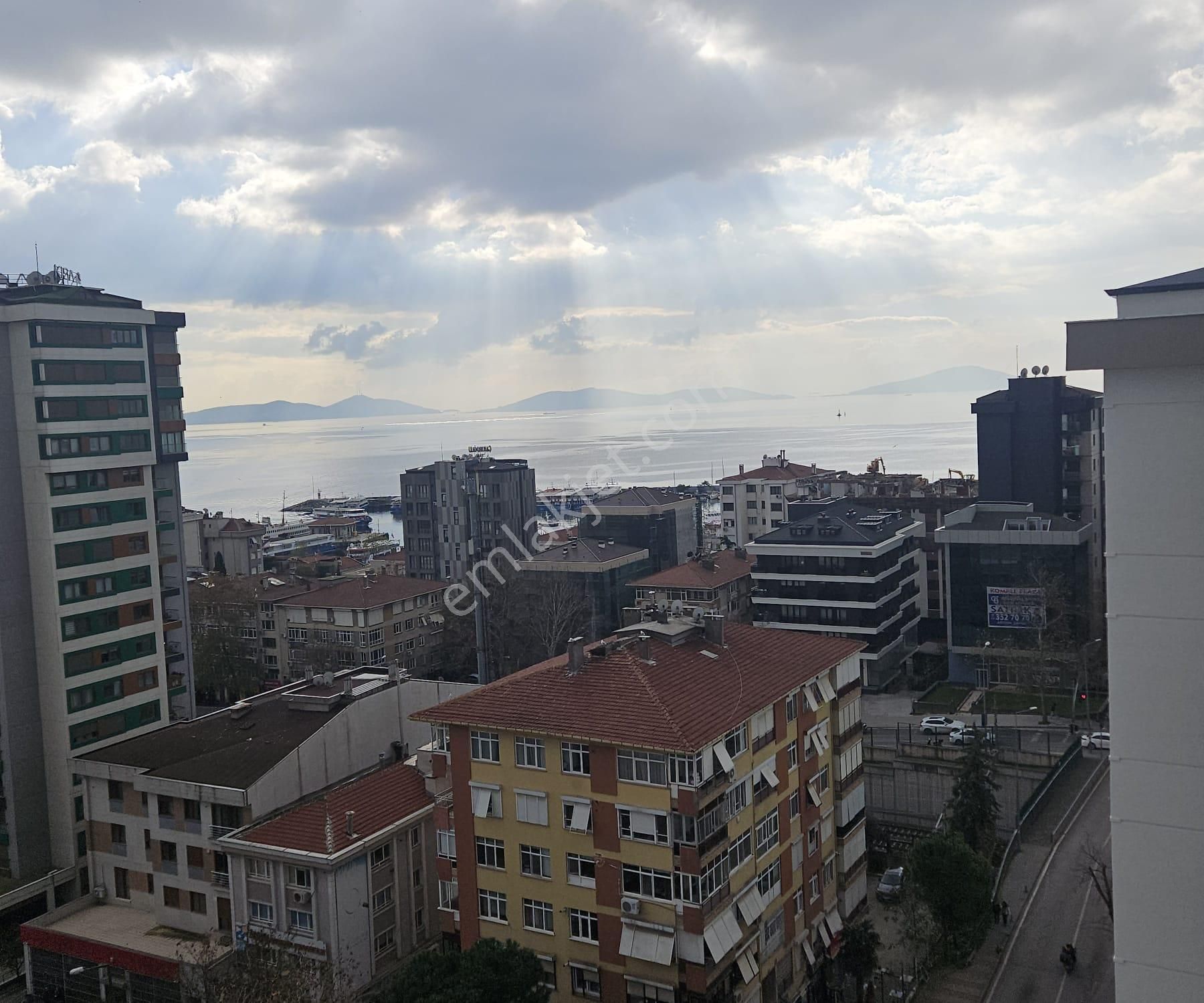 Bostancı'da Kesintisiz Deniz Manzaralı Caddeye 3.bina 4+2 Dubleks Daire - Görsel 4