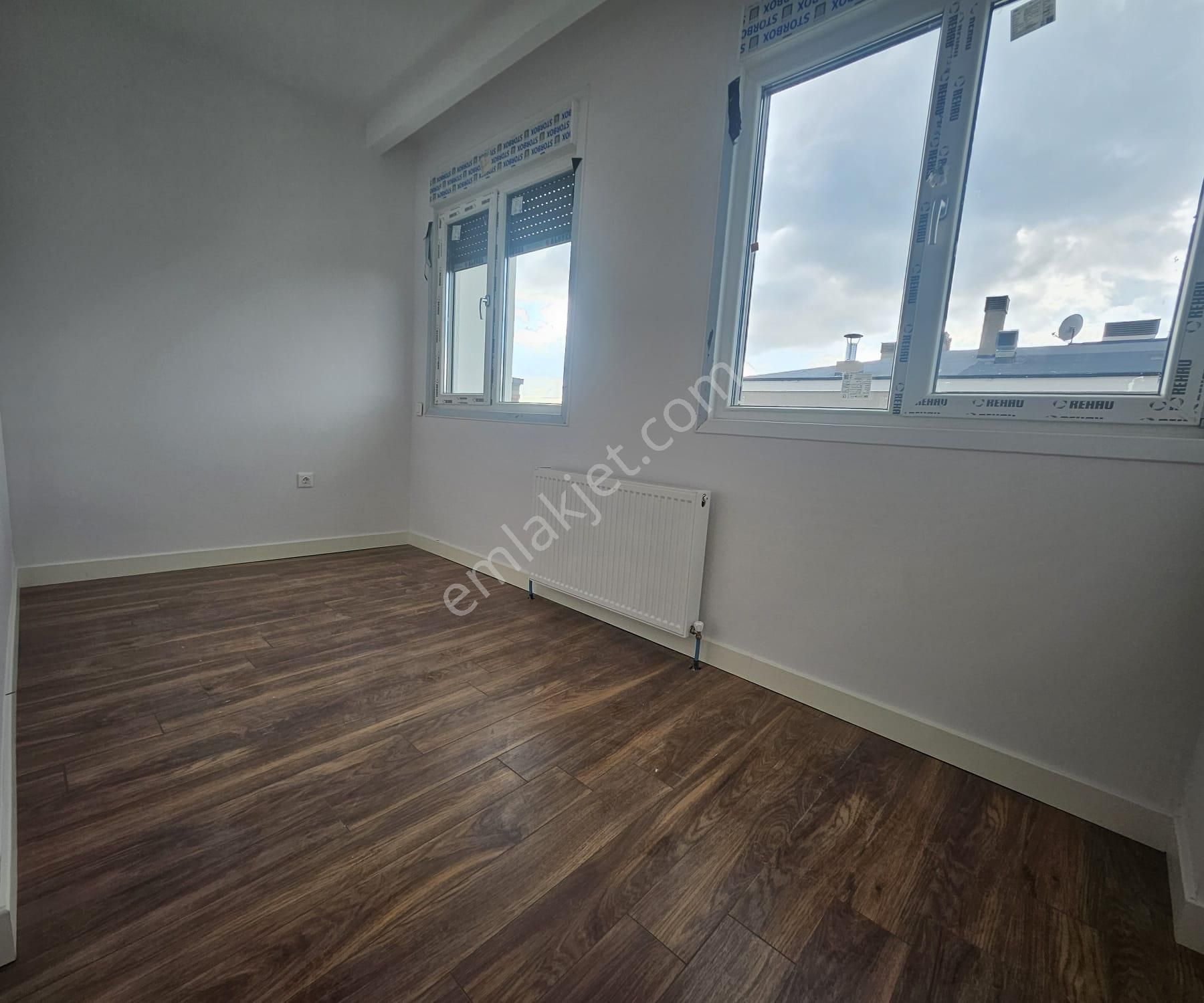 Bostancı'da Kesintisiz Deniz Manzaralı Caddeye 3.bina 4+2 Dubleks Daire - Görsel 21