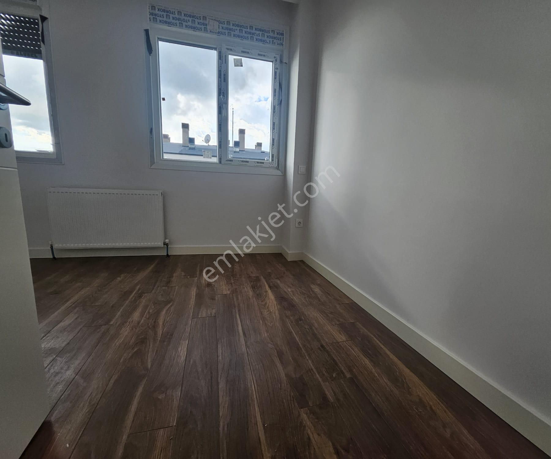 Bostancı'da Kesintisiz Deniz Manzaralı Caddeye 3.bina 4+2 Dubleks Daire - Görsel 28