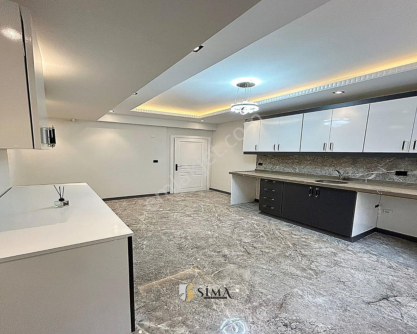 Metrobüse Yürüme Mesafesinde Giriş Kat Seviyesinde Geniş M2 Dekorlu 2+1 Daire - Görsel 7