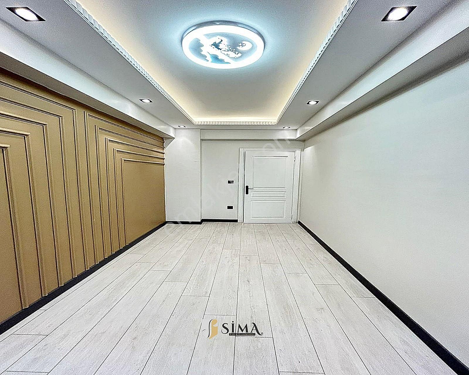 Metrobüse Yürüme Mesafesinde Giriş Kat Seviyesinde Geniş M2 Dekorlu 2+1 Daire - Görsel 23