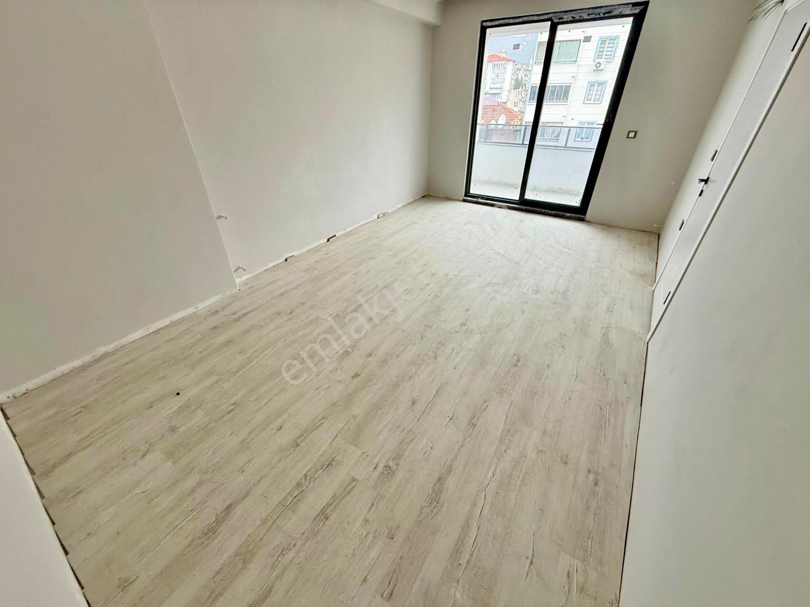 🏡 Referans'tan Tuzcumurat'ta Arakta Ön Cephe Yeni Bina 2+1 Daire - Görsel 19