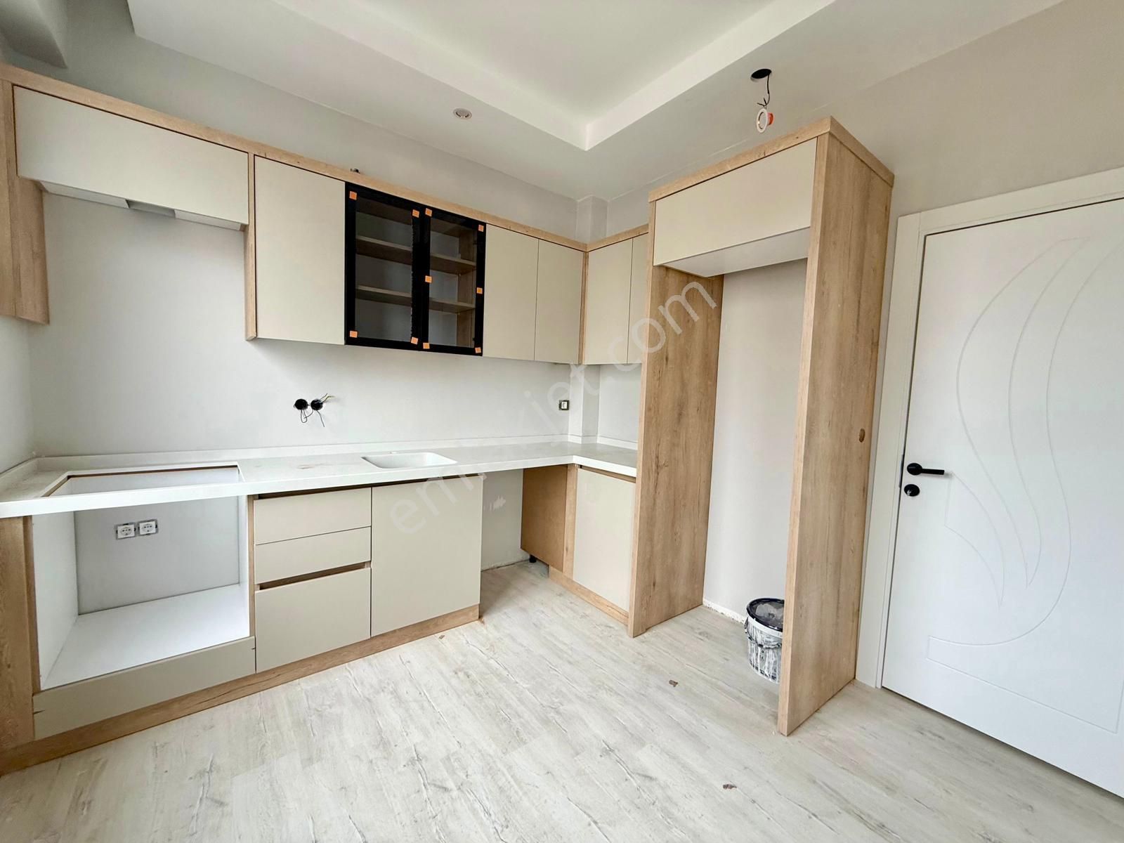 🏡 Referans'tan Tuzcumurat'ta Arakta Ön Cephe Yeni Bina 2+1 Daire - Görsel 5