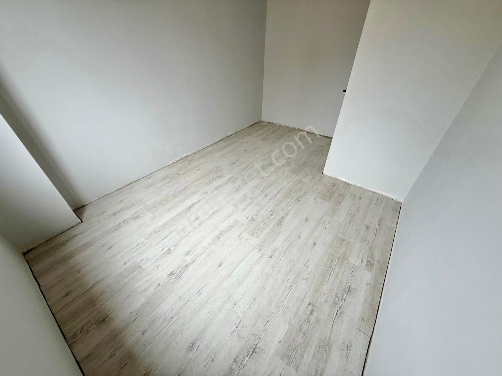 🏡 Referans'tan Tuzcumurat'ta Arakta Ön Cephe Yeni Bina 2+1 Daire - Görsel 15