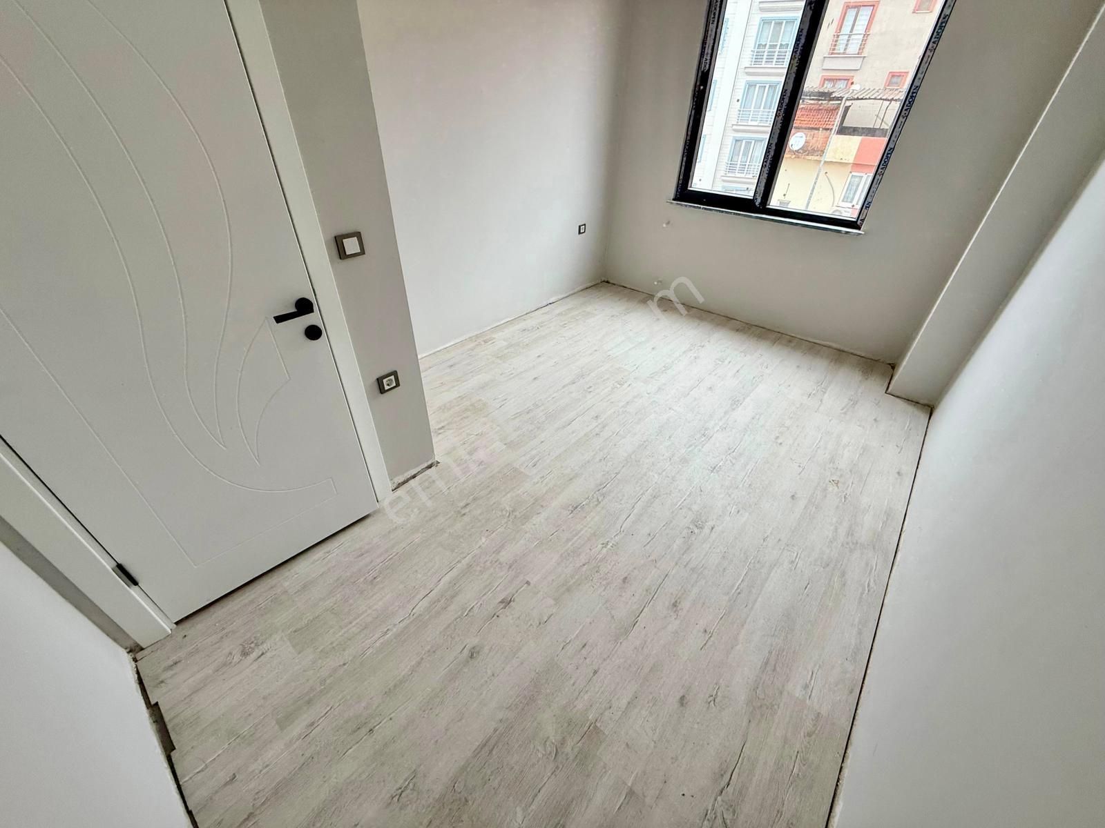 🏡 Referans'tan Tuzcumurat'ta Arakta Ön Cephe Yeni Bina 2+1 Daire - Görsel 9