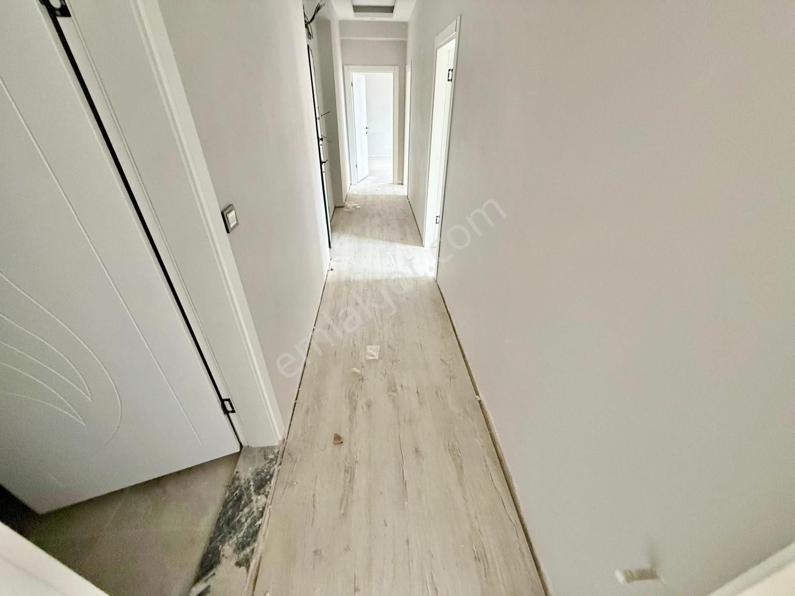 🏡 Referans'tan Tuzcumurat'ta Arakta Ön Cephe Yeni Bina 2+1 Daire - Görsel 14