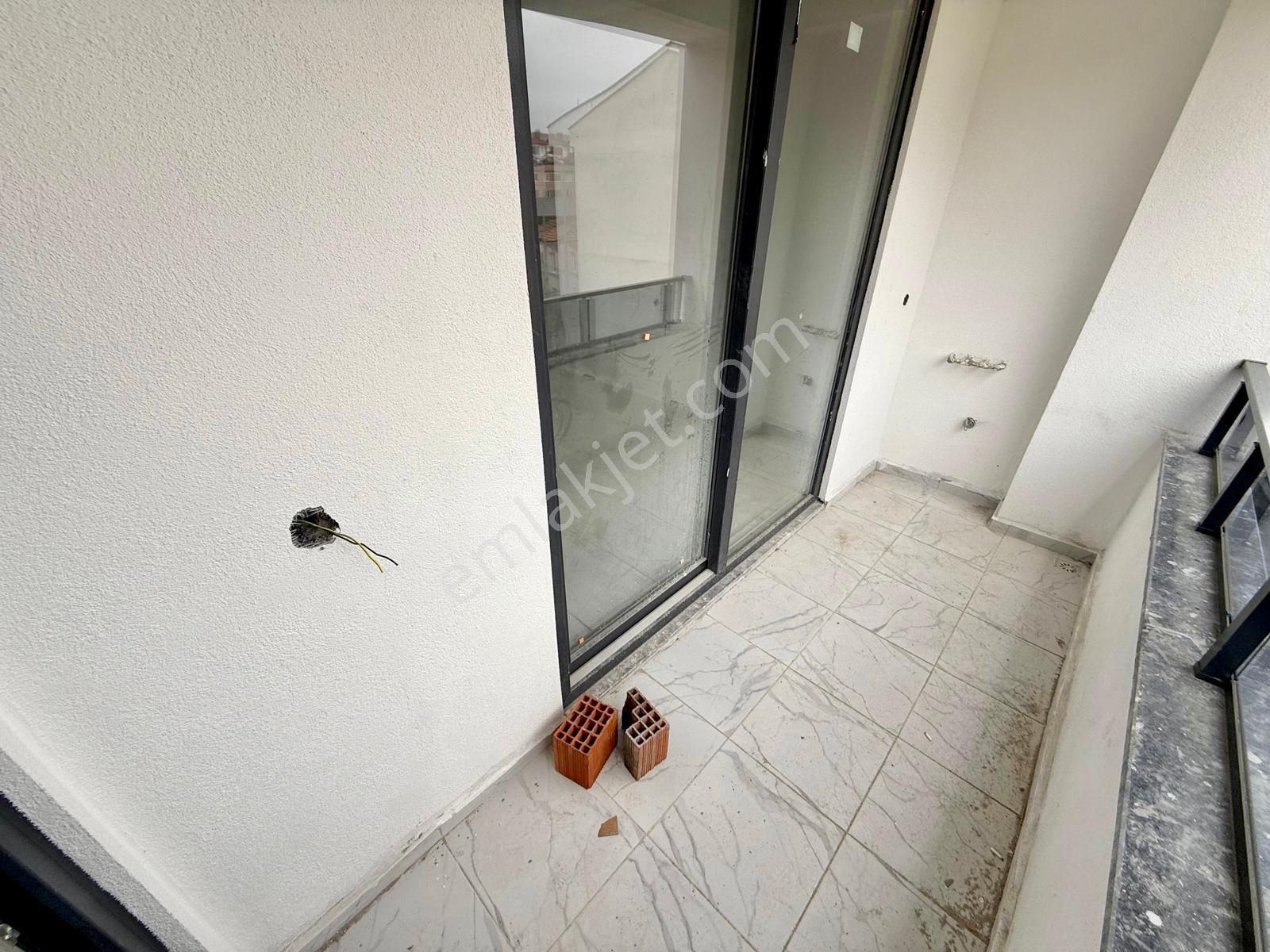 🏡 Referans'tan Tuzcumurat'ta Arakta Ön Cephe Yeni Bina 2+1 Daire - Görsel 23