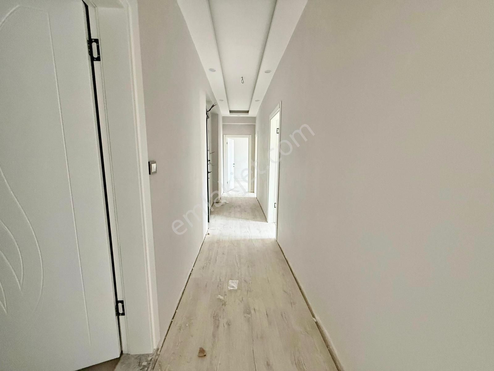 🏡 Referans'tan Tuzcumurat'ta Arakta Ön Cephe Yeni Bina 2+1 Daire - Görsel 12