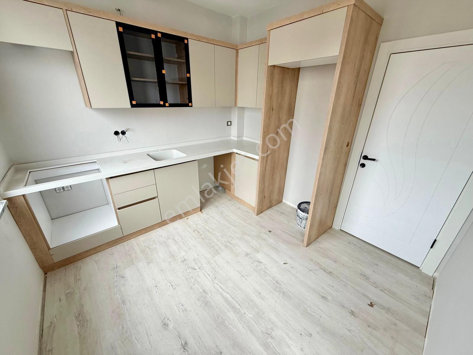 🏡 Referans'tan Tuzcumurat'ta Arakta Ön Cephe Yeni Bina 2+1 Daire - Görsel 2