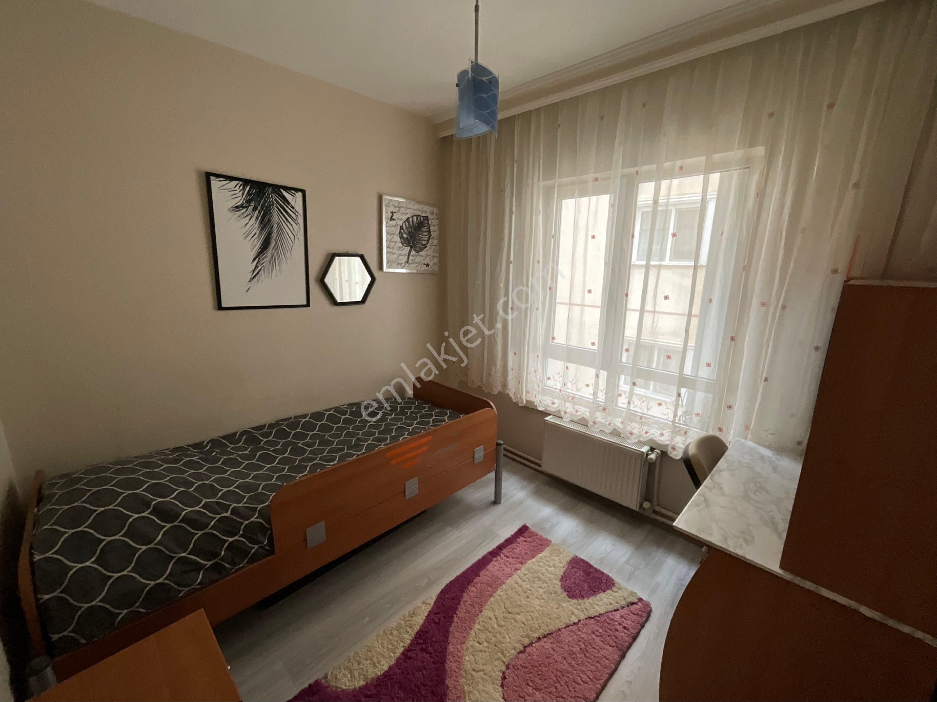 Etimesgut Merkezde Full Eşyalı 3+1 Daire - Görsel 7