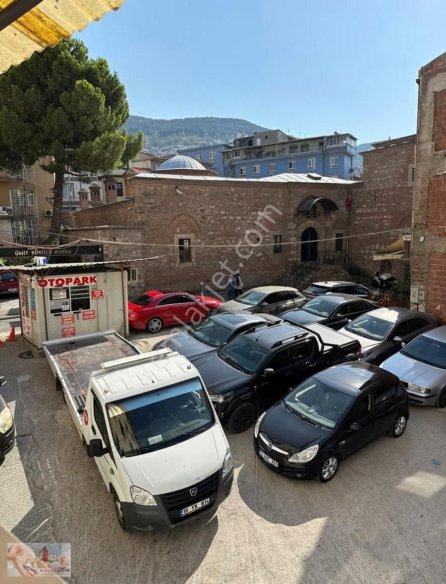 Bursa Ulucami Karşısı Satılık 3 Katlı Dükkan 135m² - Görsel 4
