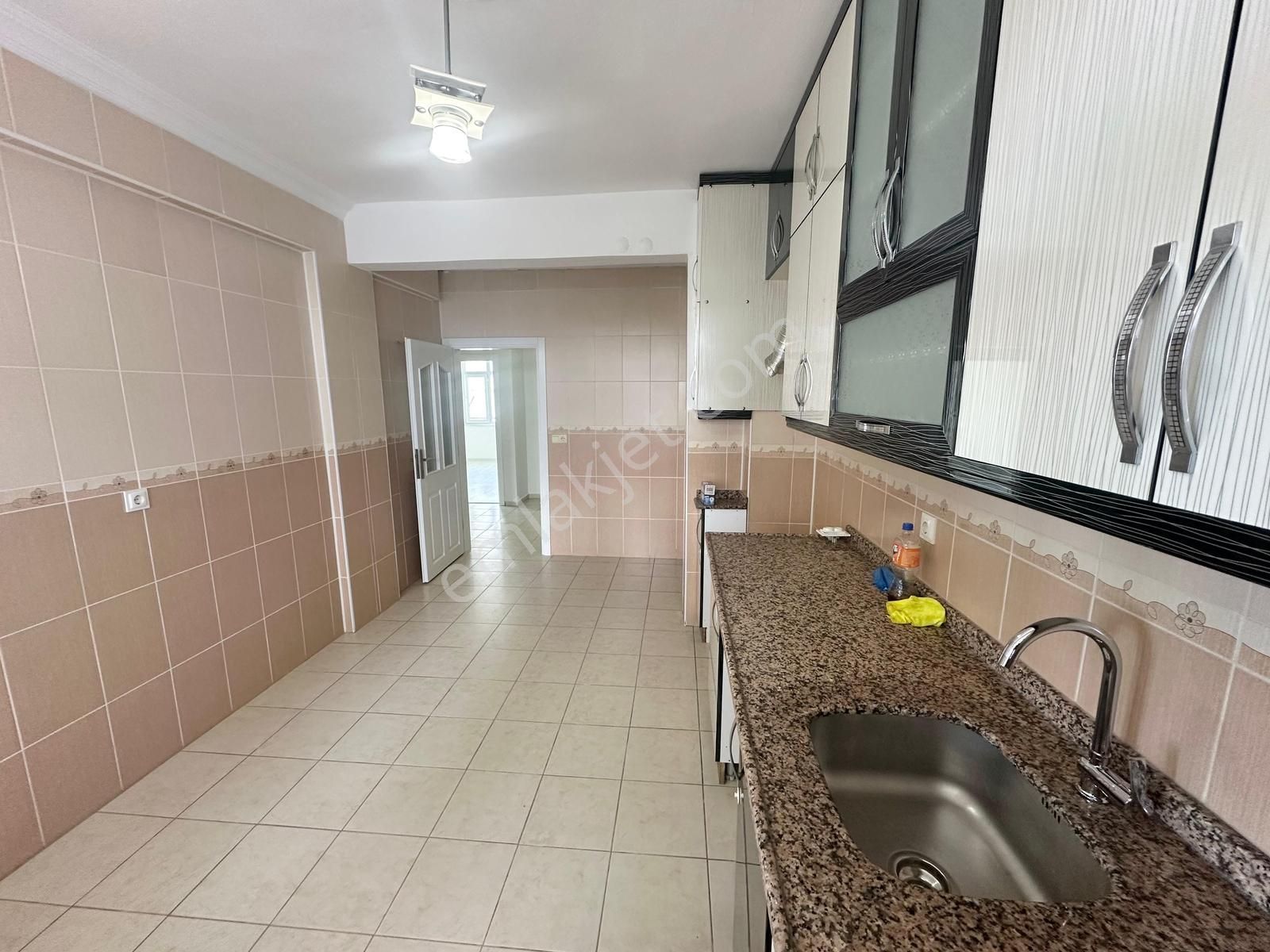 Antalya Manavgat Sarılar Mahallesi Kiralık 2+1 Ara Kat Daire - Görsel 7