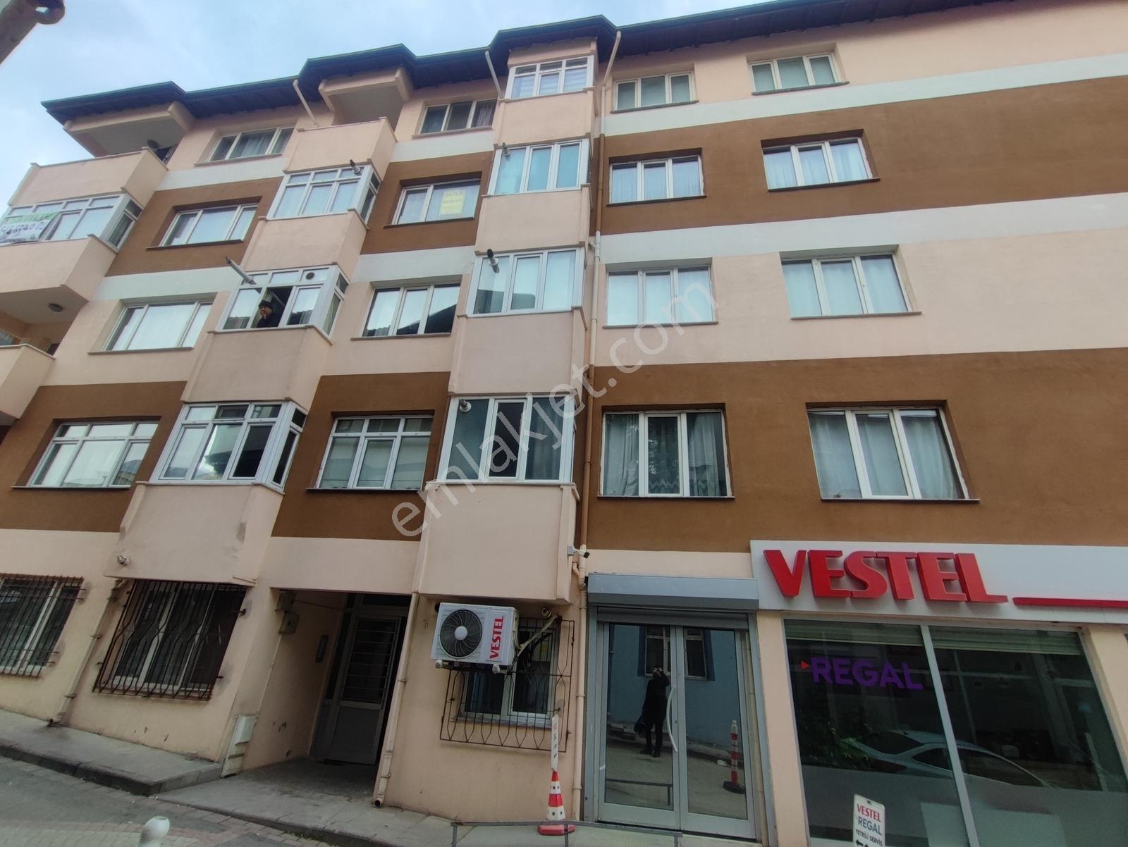Kastamonu Emlak Gayrimenkul Çarşı Merkez Geniş Satılık 3+1 Daire - Görsel 3