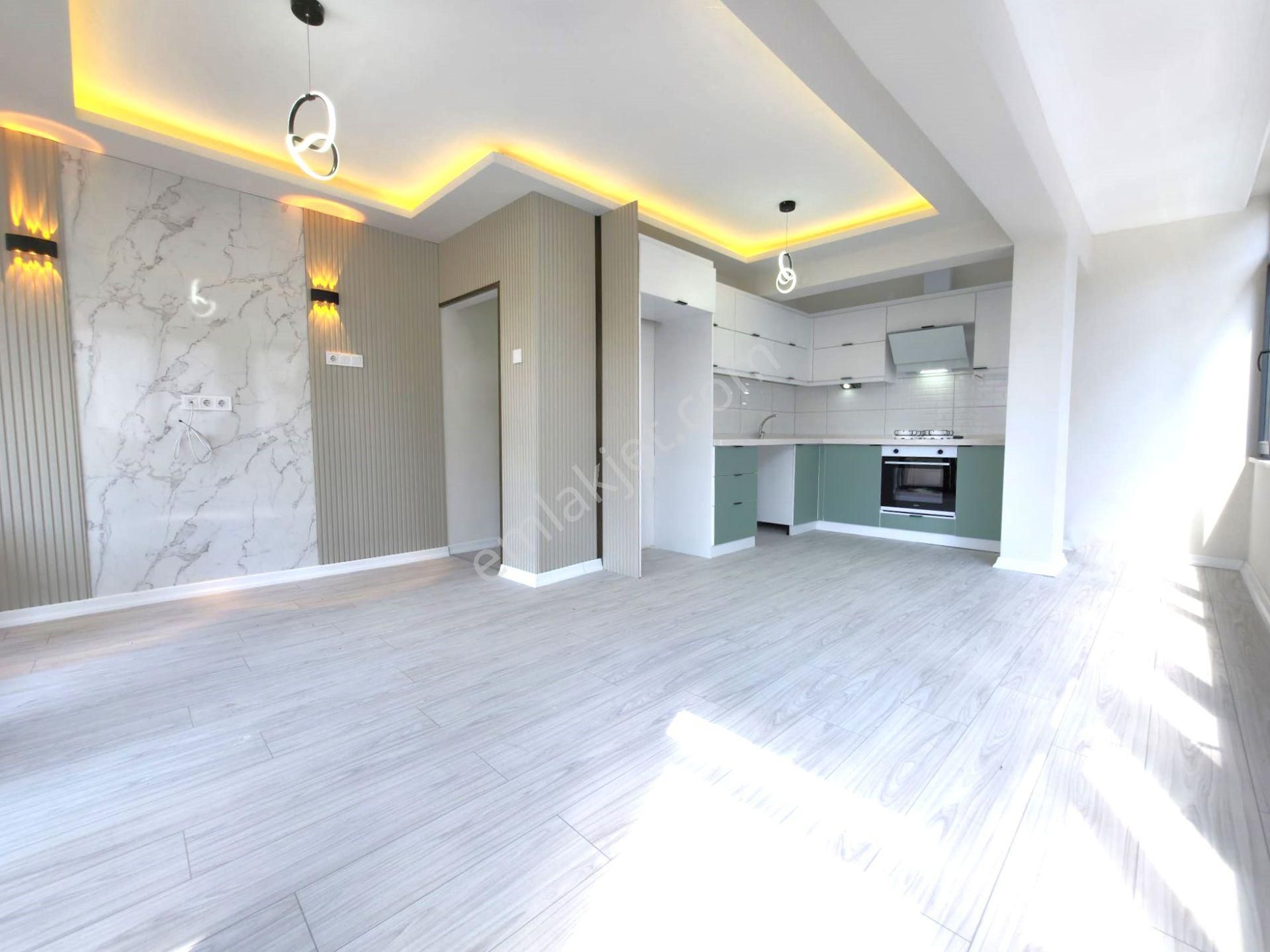 ✨akçay Merkez'de✨aygül'den✨ön Cephe Denize Çok Yakın Hemen Oturuma Hazır Kaçmaz 2+1 Satılık Daire - Görsel 6