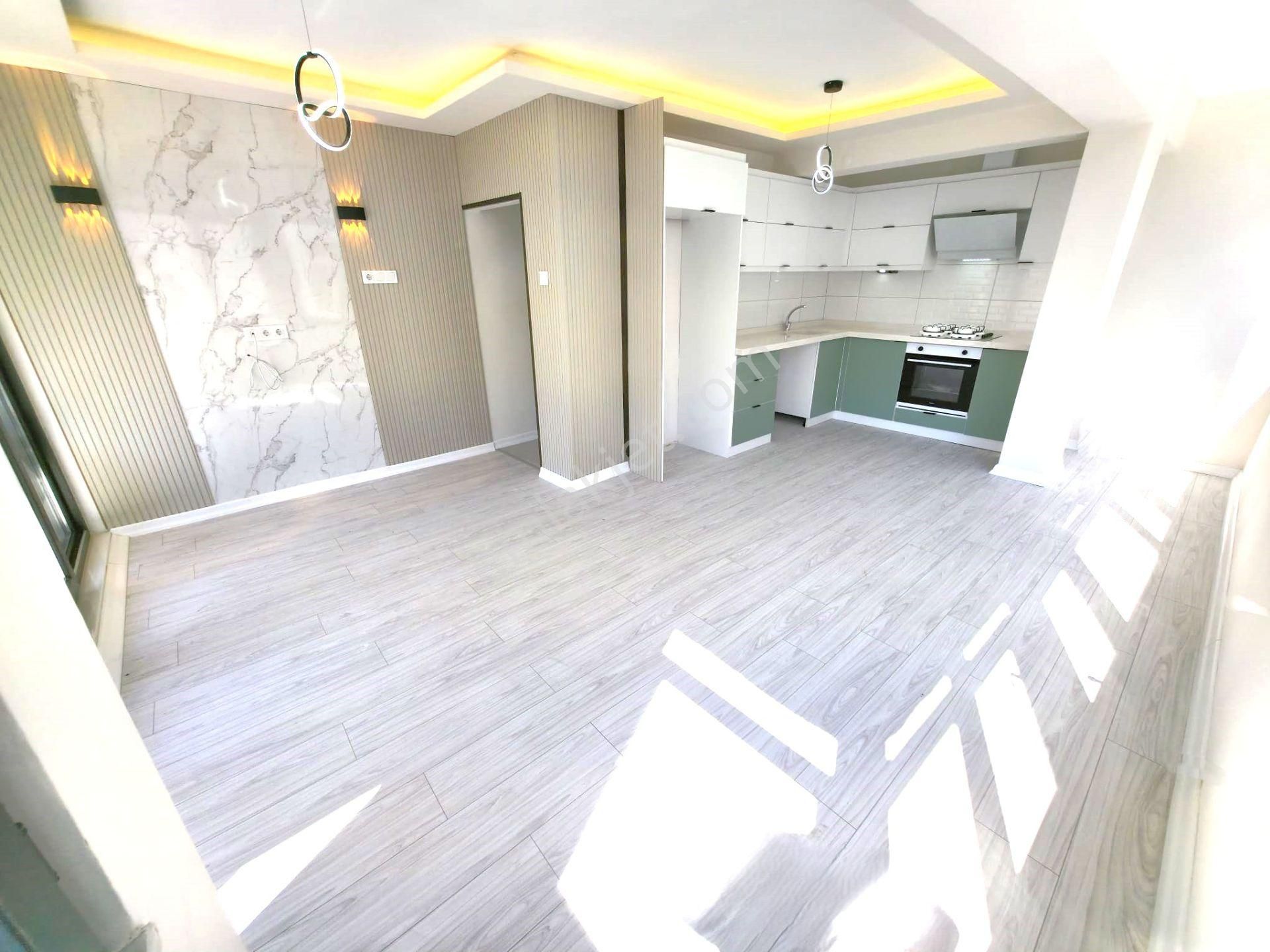 ✨akçay Merkez'de✨aygül'den✨ön Cephe Denize Çok Yakın Hemen Oturuma Hazır Kaçmaz 2+1 Satılık Daire - Görsel 4