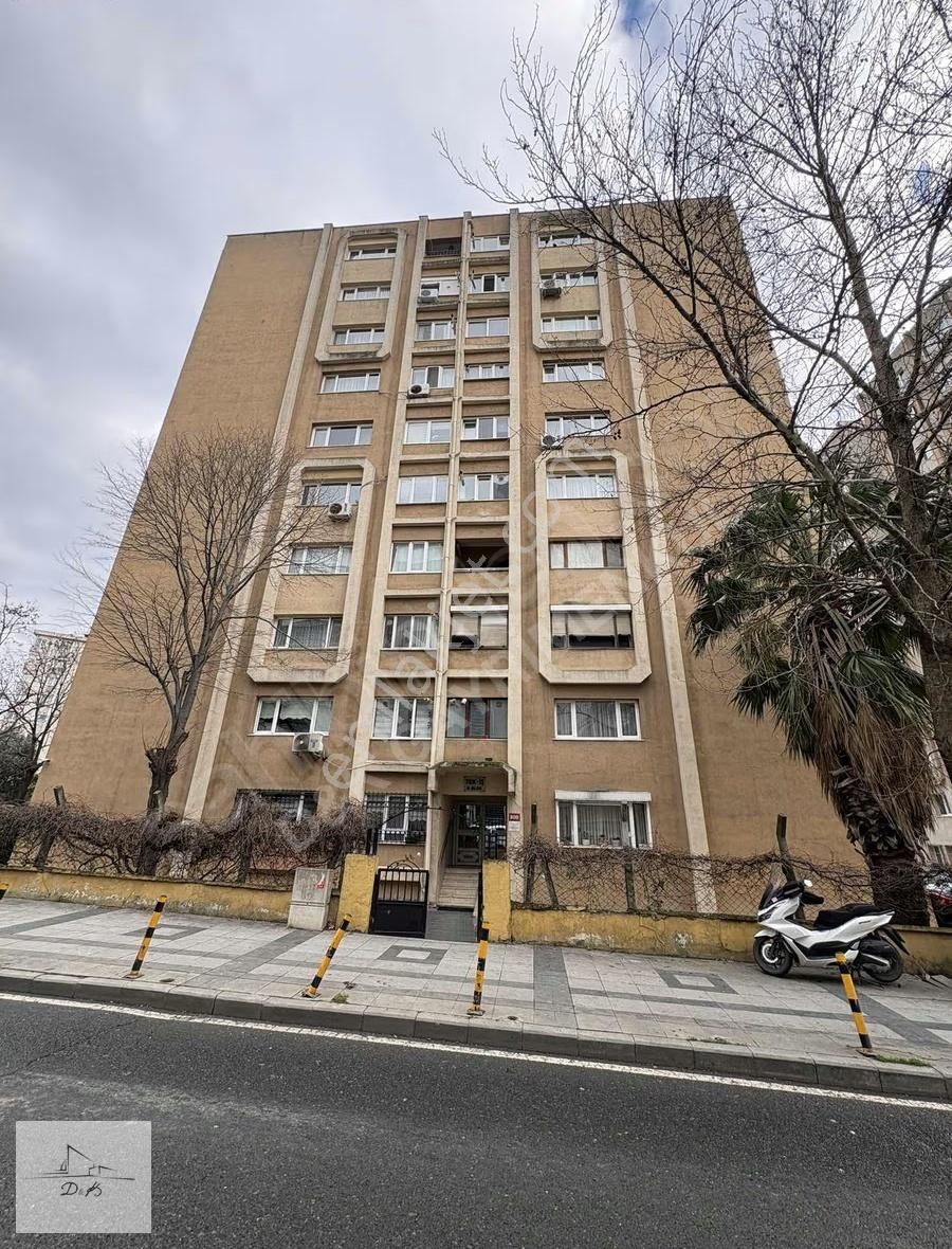 Kayışdağı Caddesi Üzerinde Tek-iş Bloklarında Fırsat Daire - Görsel 18