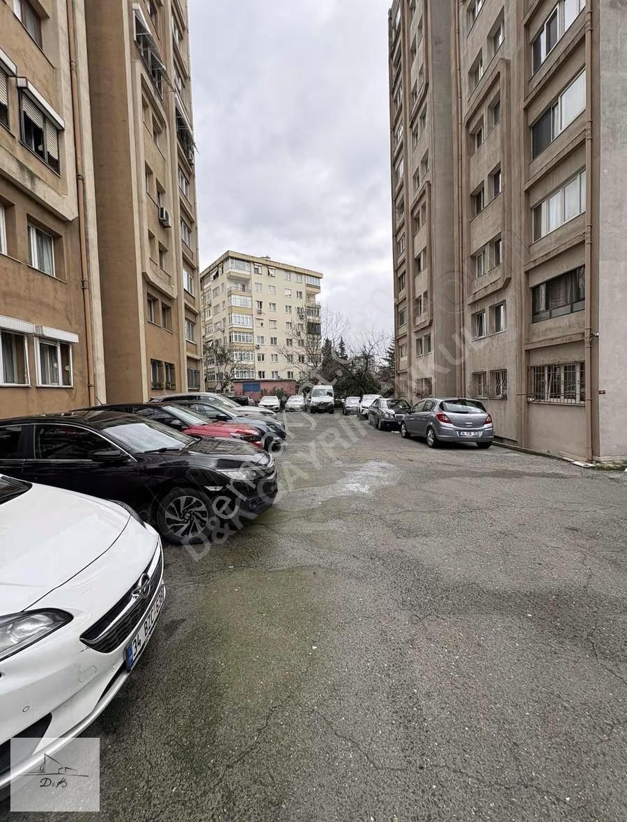Kayışdağı Caddesi Üzerinde Tek-iş Bloklarında Fırsat Daire - Görsel 22