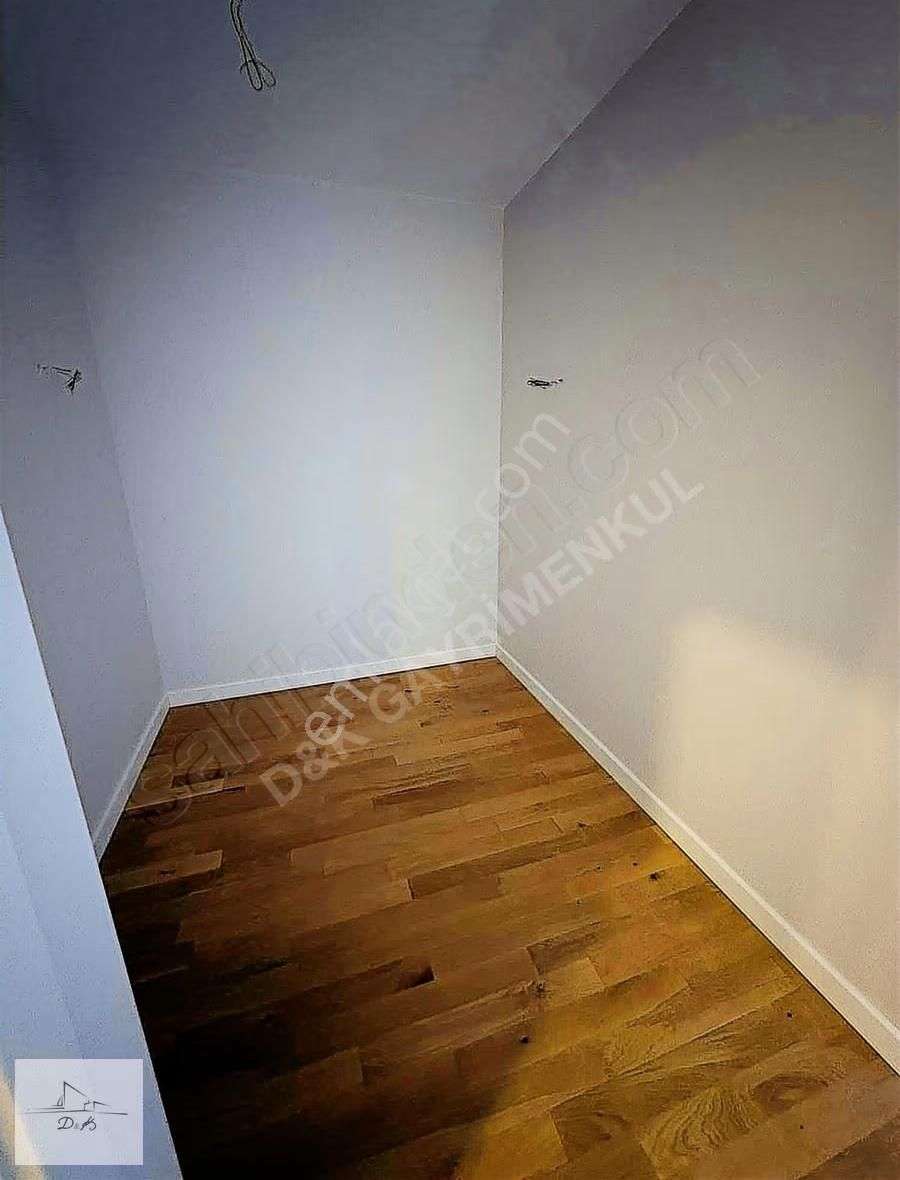 Yeni Bina Deniz Manzaralı Güvenlikli Katta Tek - Görsel 6