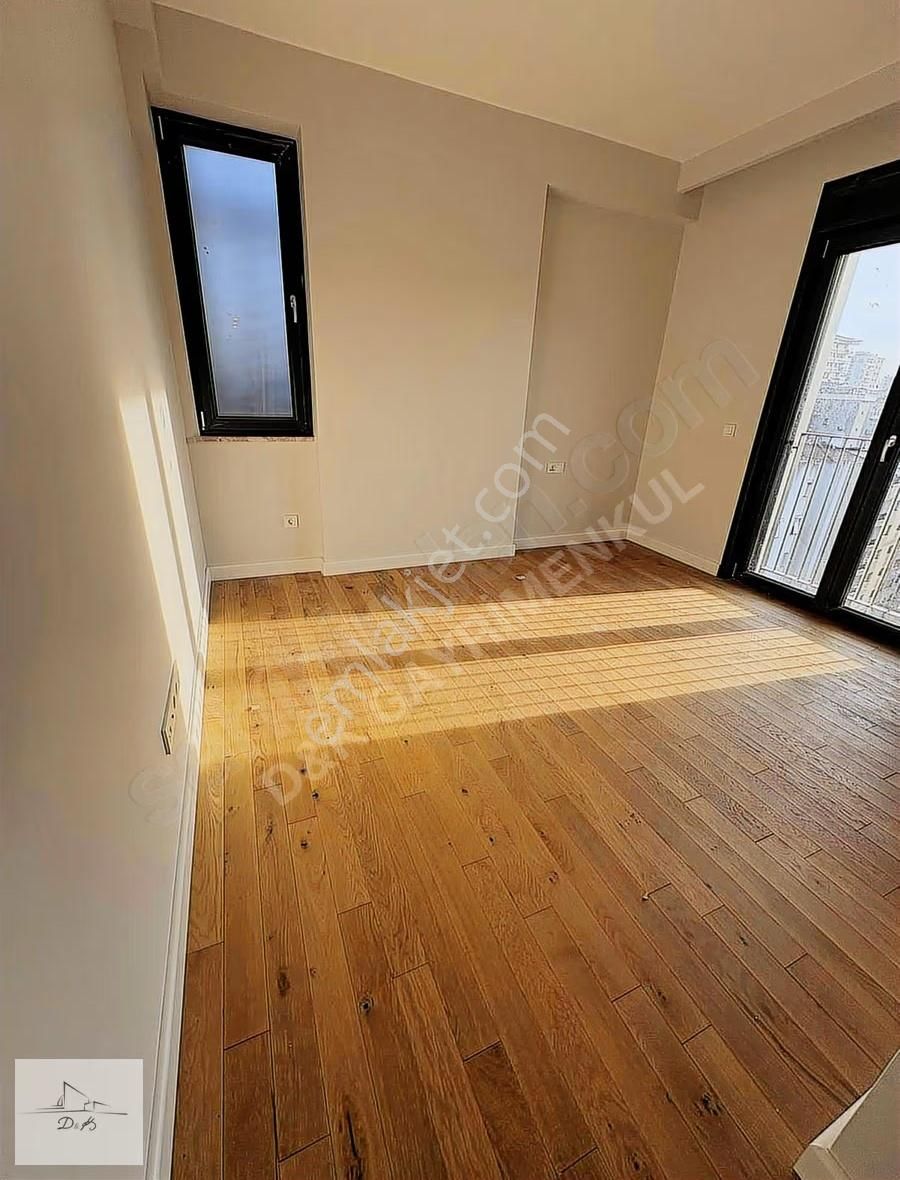 Yeni Bina Deniz Manzaralı Güvenlikli Katta Tek - Görsel 20