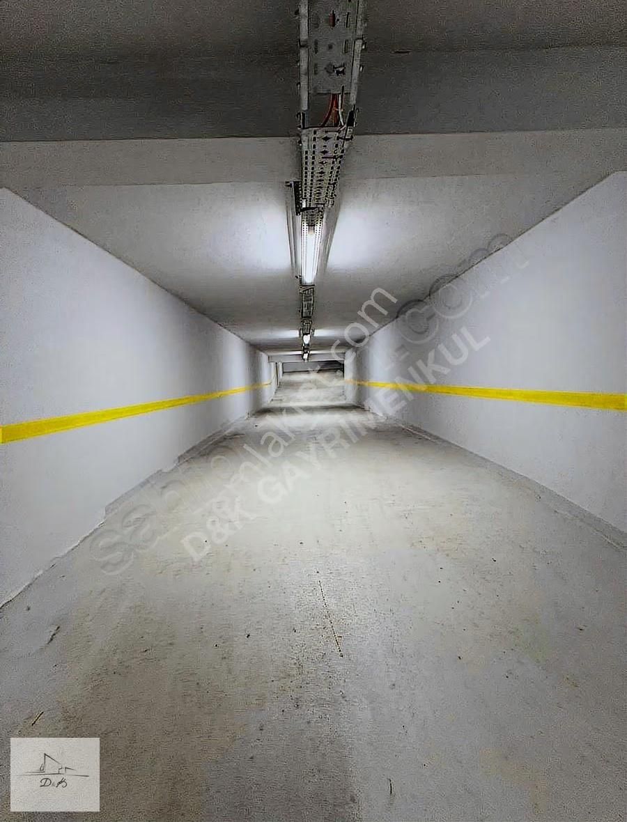 Yeni Bina Deniz Manzaralı Güvenlikli Katta Tek - Görsel 26