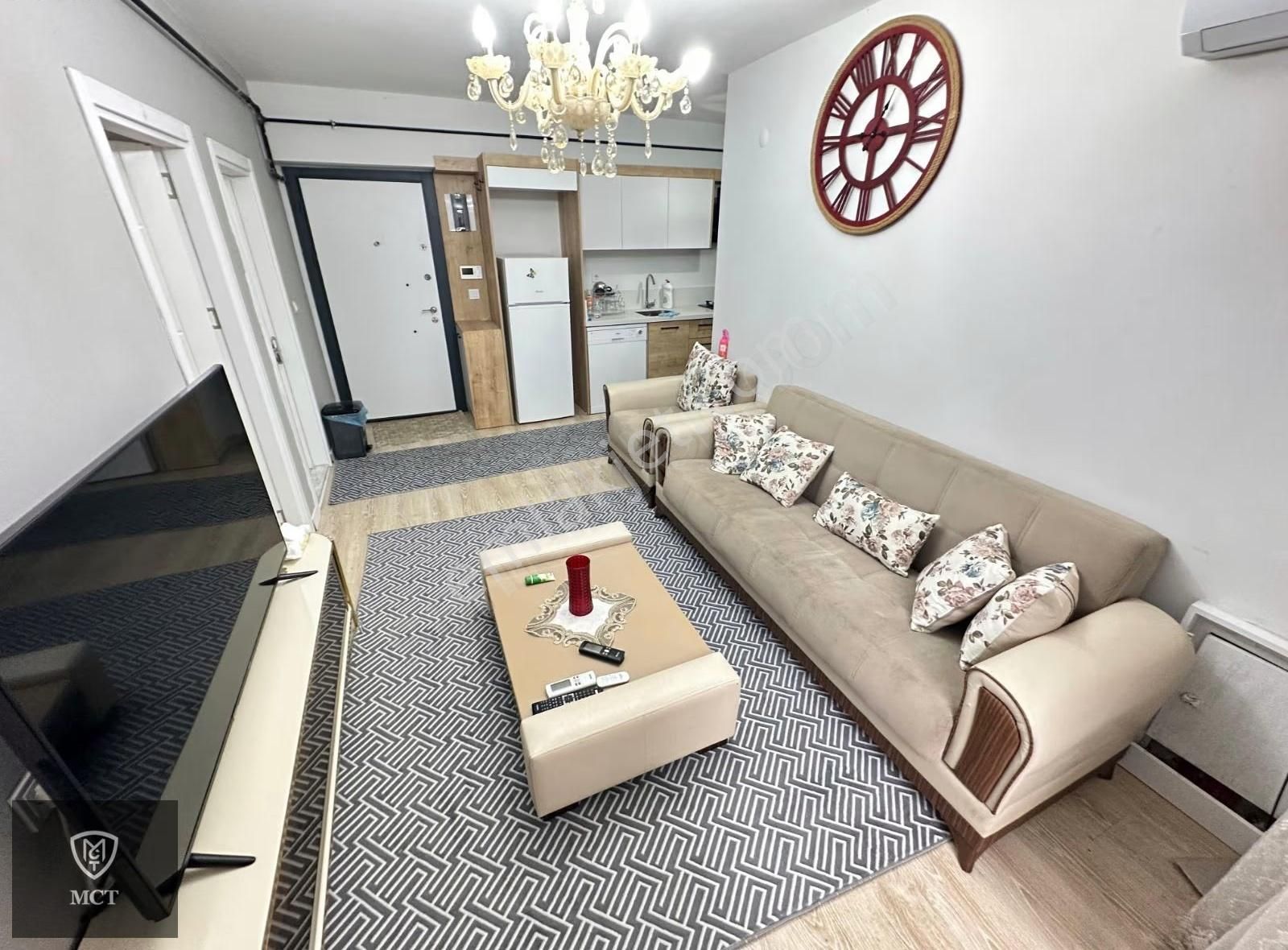 Mct'den 2+1 Eşyalı Güvenlikli Sitede Satılık Daire - Görsel 3