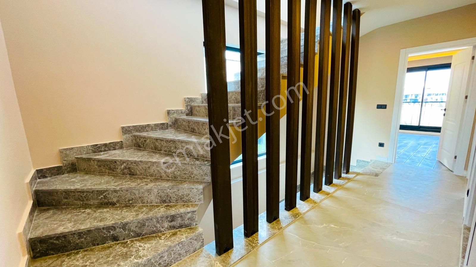 Kuşadası'nda 4+2 Müstakil Özel Havuzlu Lüks Satılık Villa - Görsel 18