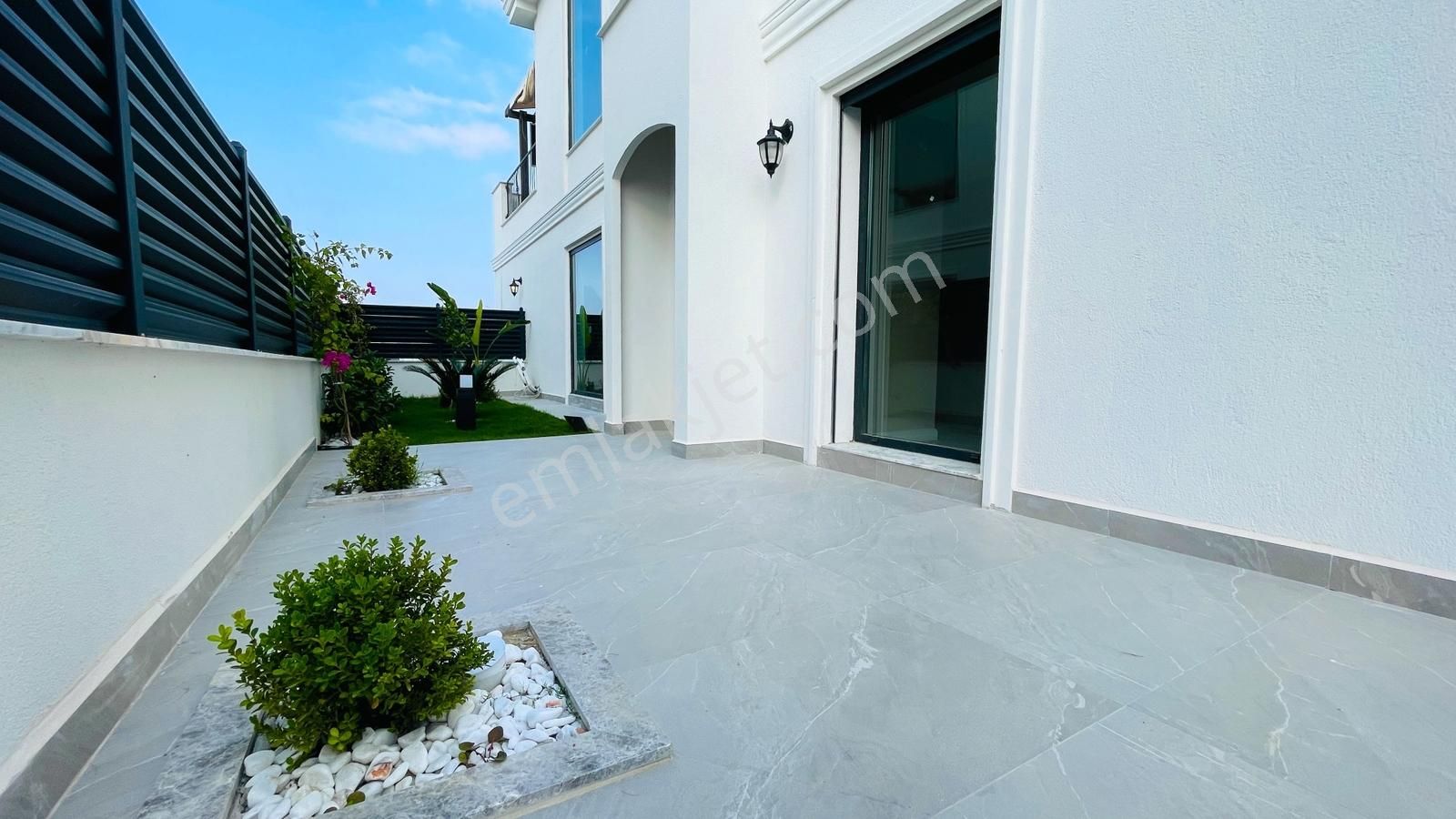 Kuşadası'nda 4+2 Müstakil Özel Havuzlu Lüks Satılık Villa - Görsel 12