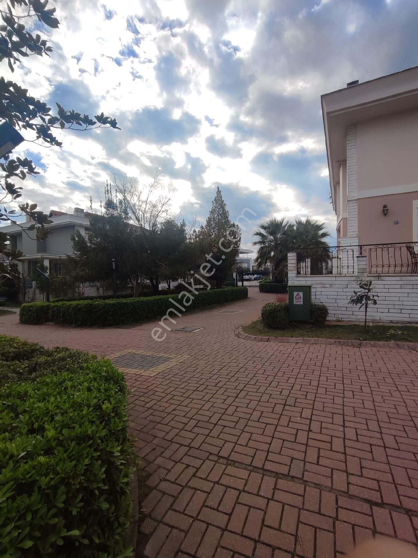 🏡 İsabeyli Cadde Üzerinde Havuzlu Sitede 5+1 Lüks Müstakil Villa – 350m² - Görsel 25