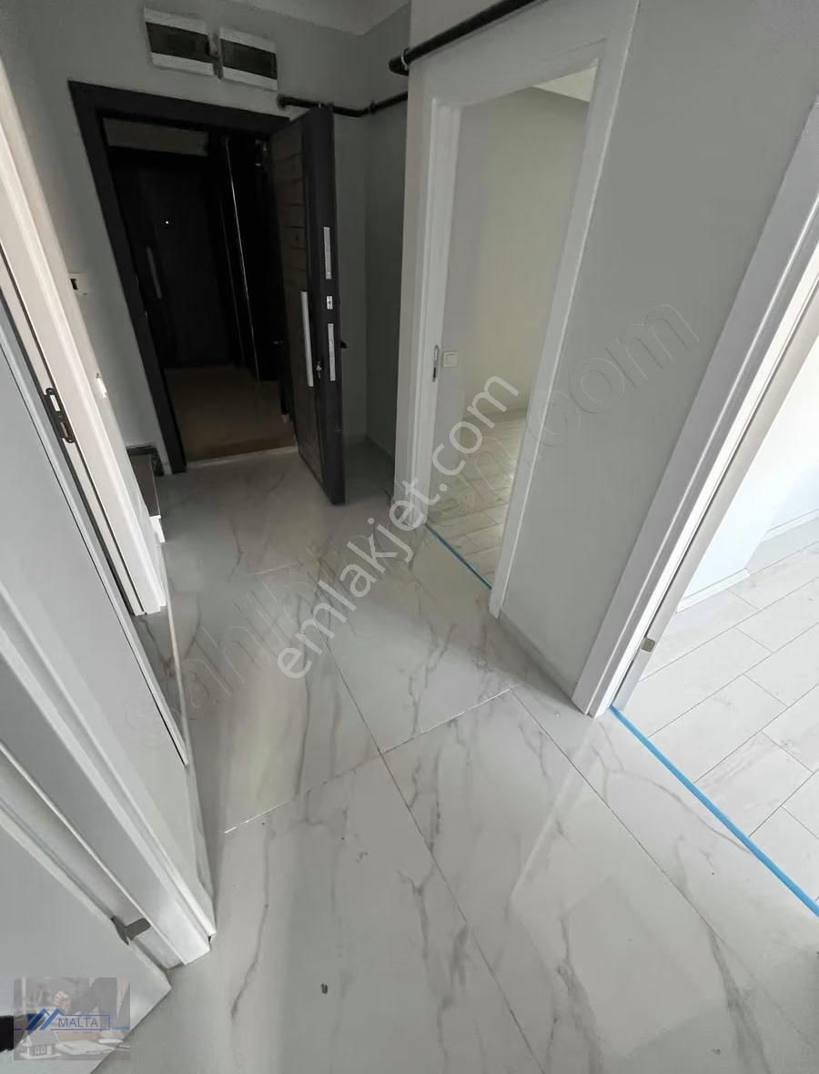 Maltadan 600 Evlerde Oturuma Hazır 3+1 Satılık Daire - Görsel 4