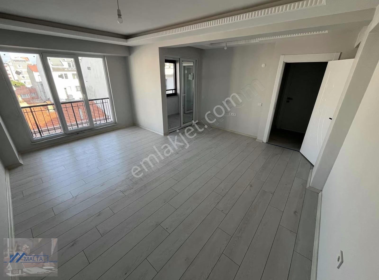 Maltadan 600 Evlerde Oturuma Hazır 3+1 Satılık Daire