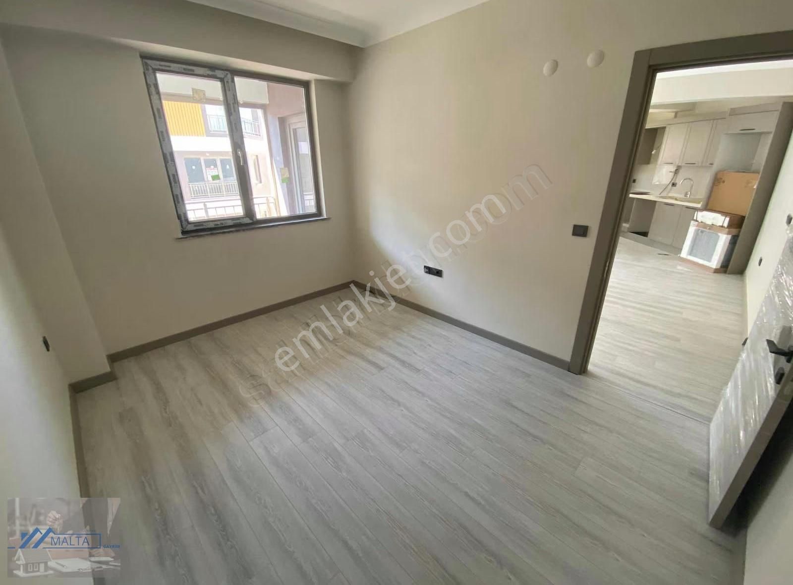 Maltadan Caddeportta Kiralık 1+1 Sıfır Daire - Görsel 27
