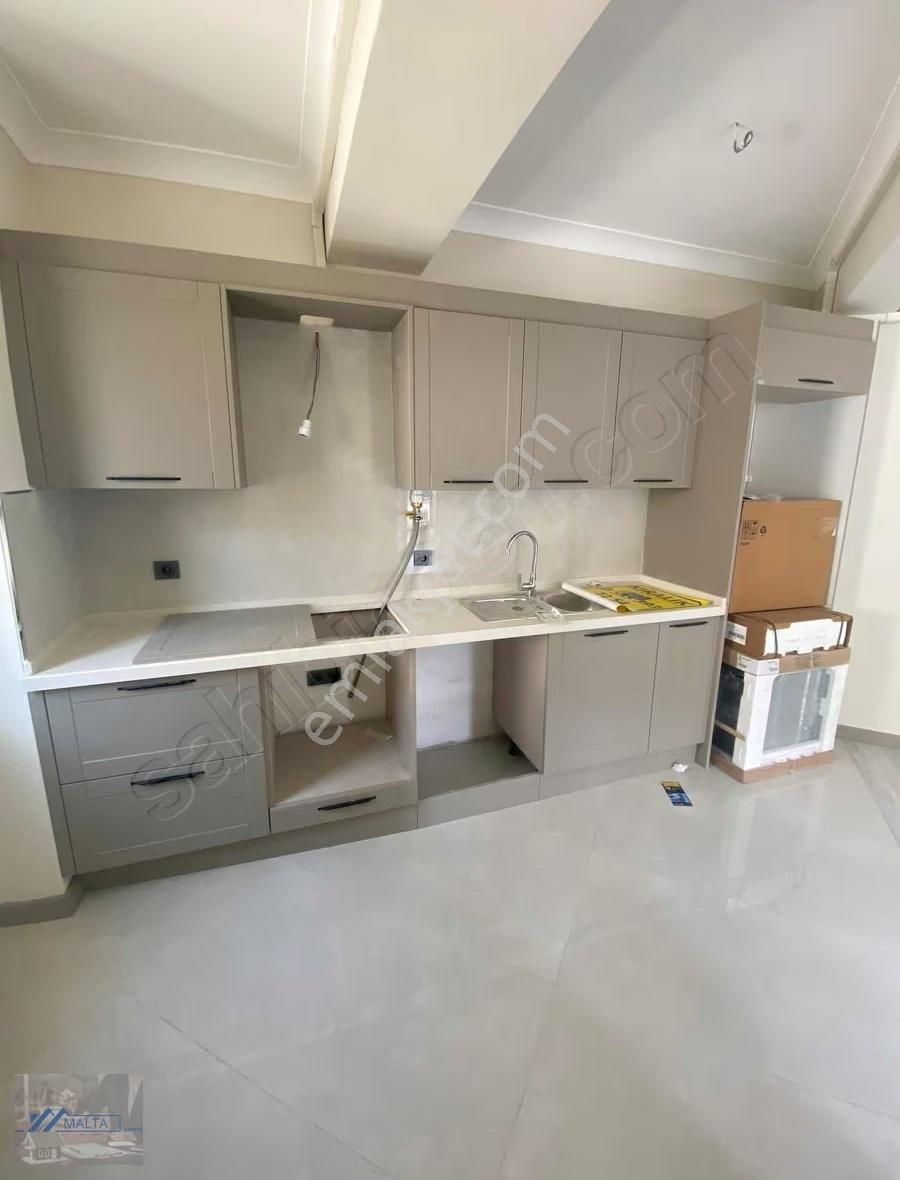 Maltadan Caddeportta Kiralık 1+1 Sıfır Daire - Görsel 5